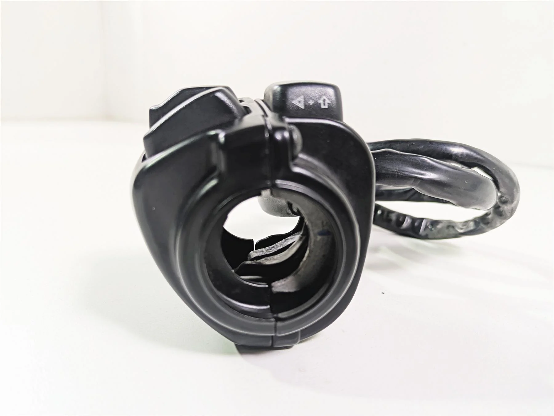 2009 Harley FXDC Dyna Super Glide Left Hand Lights Control Switch 71682-06A - Image 11