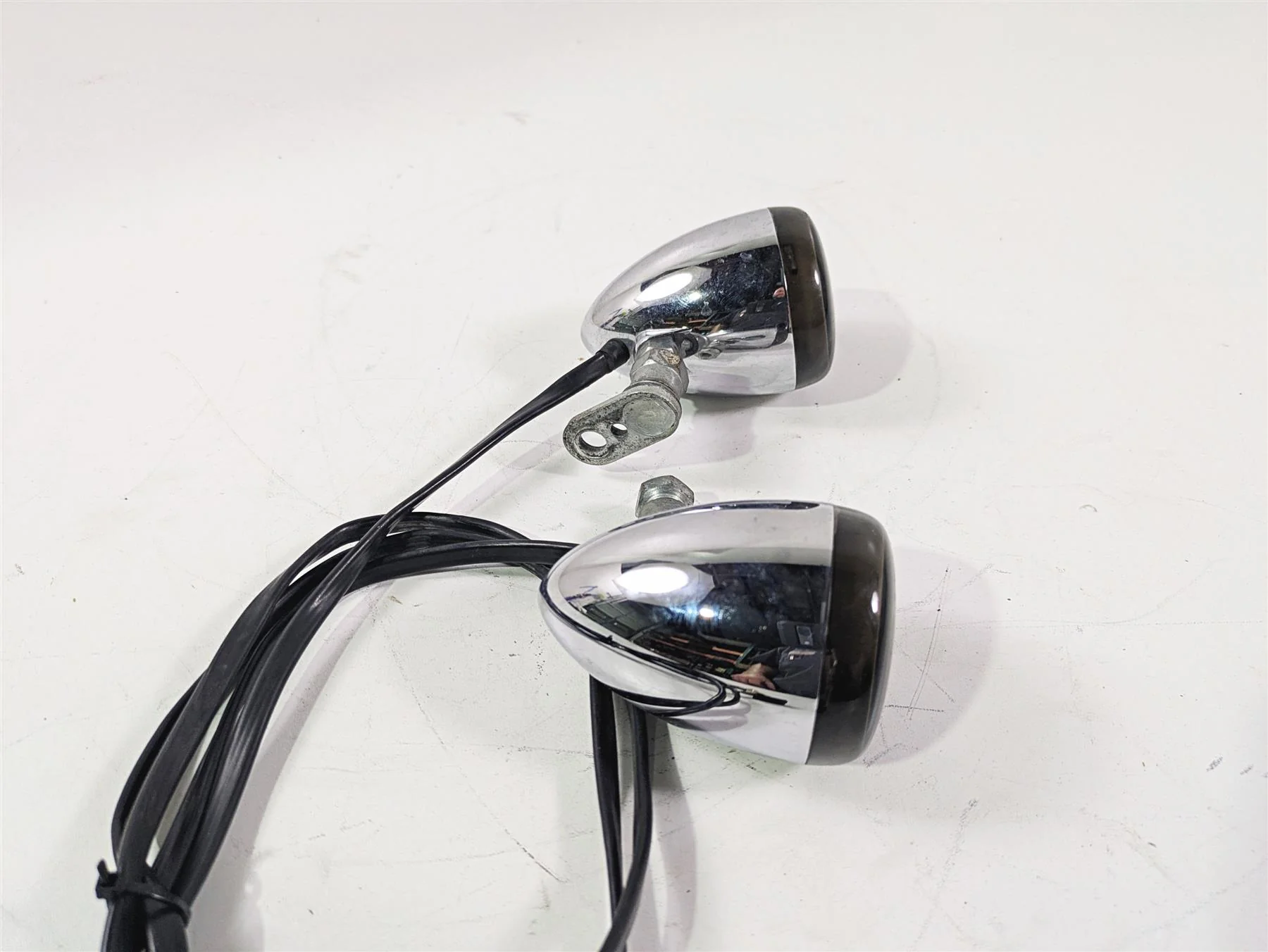 2009 Harley FXDC Dyna Super Glide Smoked Led Front Turn Signal Set 68972-00 - Image 5