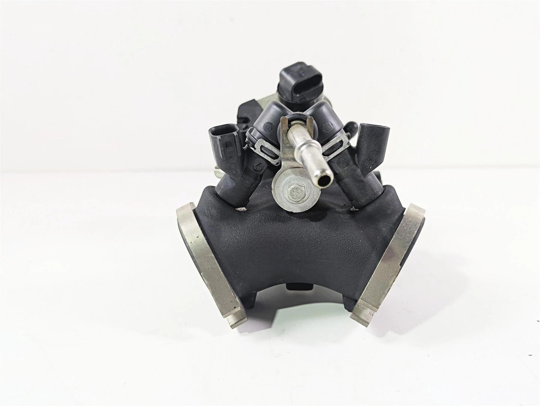 2009 Harley FXDC Dyna Super Glide Throttle Body Fuel Injectors 27618-06 - Image 3