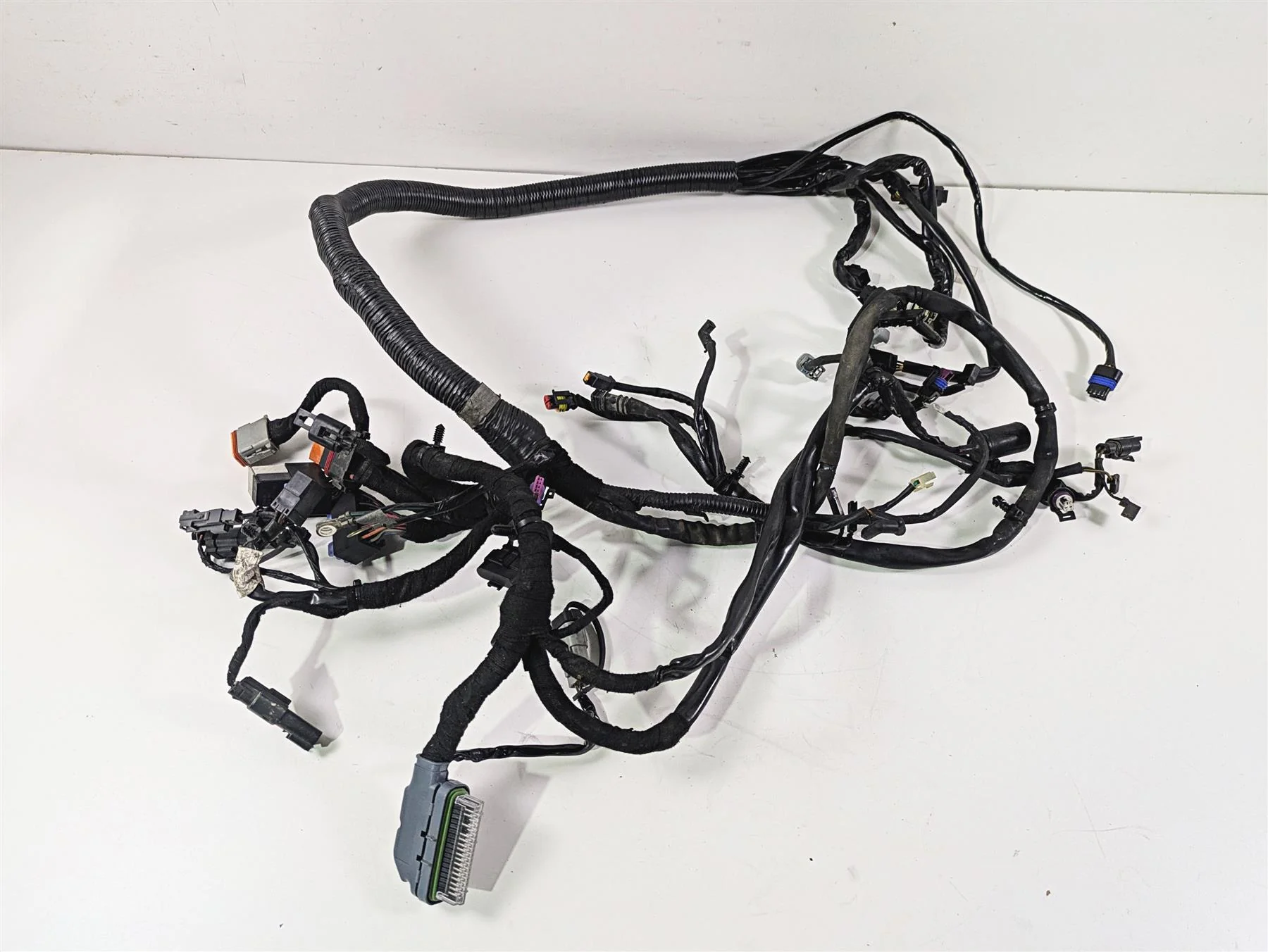 2009 Harley FXDC Dyna Super Glide Wiring Harness Loom 69602-08 - Image 5