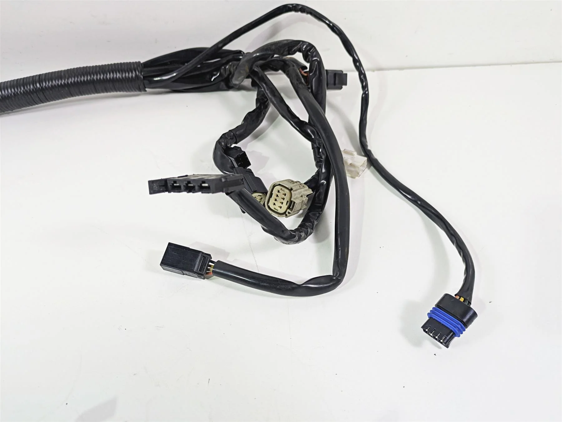 2009 Harley FXDC Dyna Super Glide Wiring Harness Loom 69602-08 - Image 8