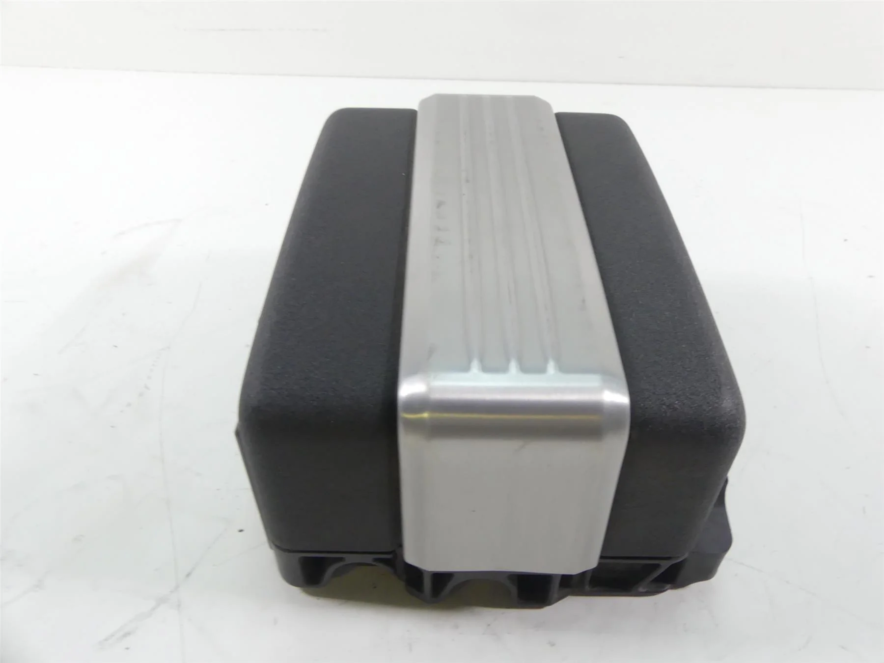 2009 Harley FXDF Dyna Fat Bob Battery Tray Holder Stay Bracket & Cover 70379-06B - Image 4