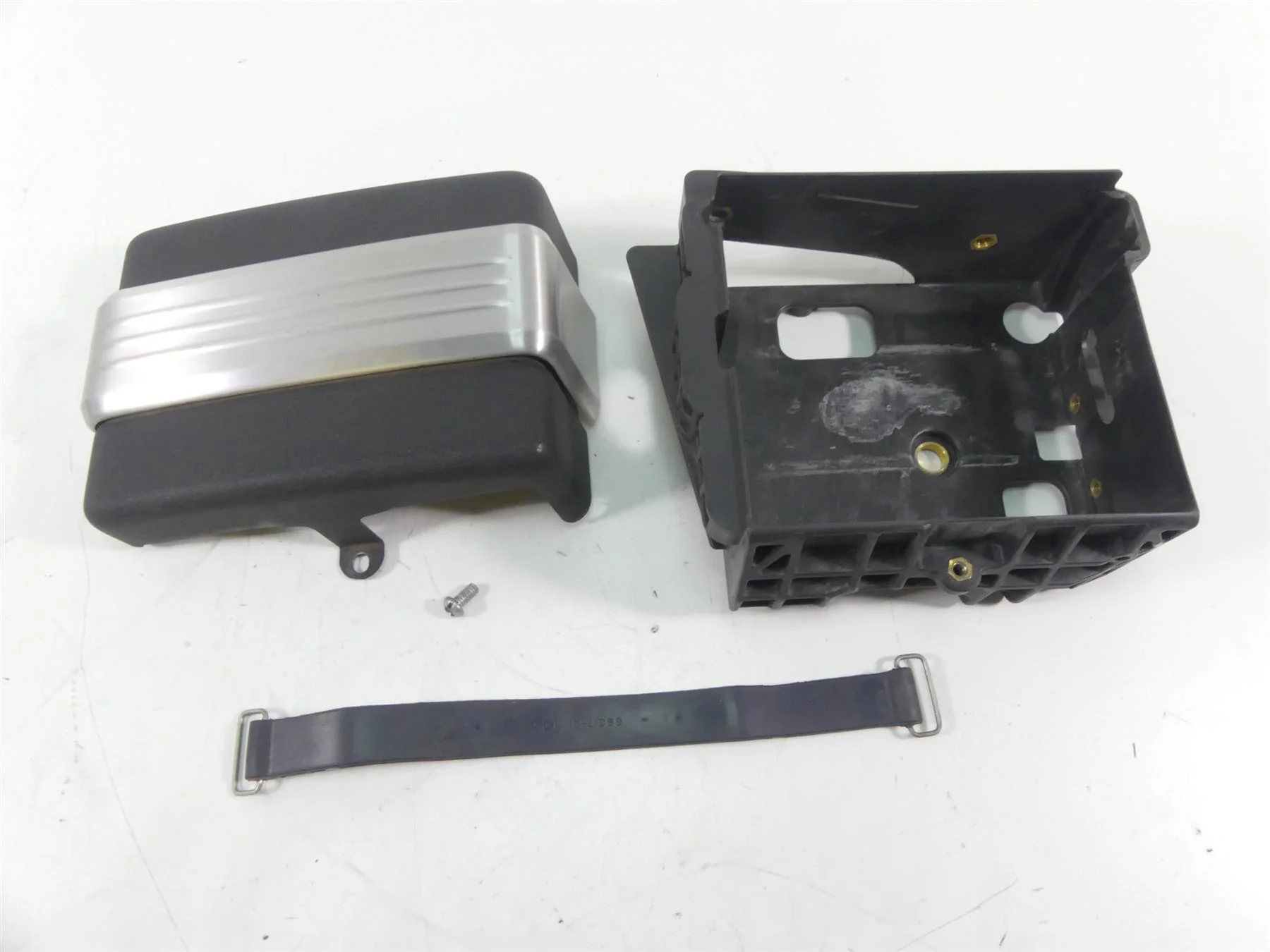 2009 Harley FXDF Dyna Fat Bob Battery Tray Holder Stay Bracket & Cover 70379-06B - Image 7