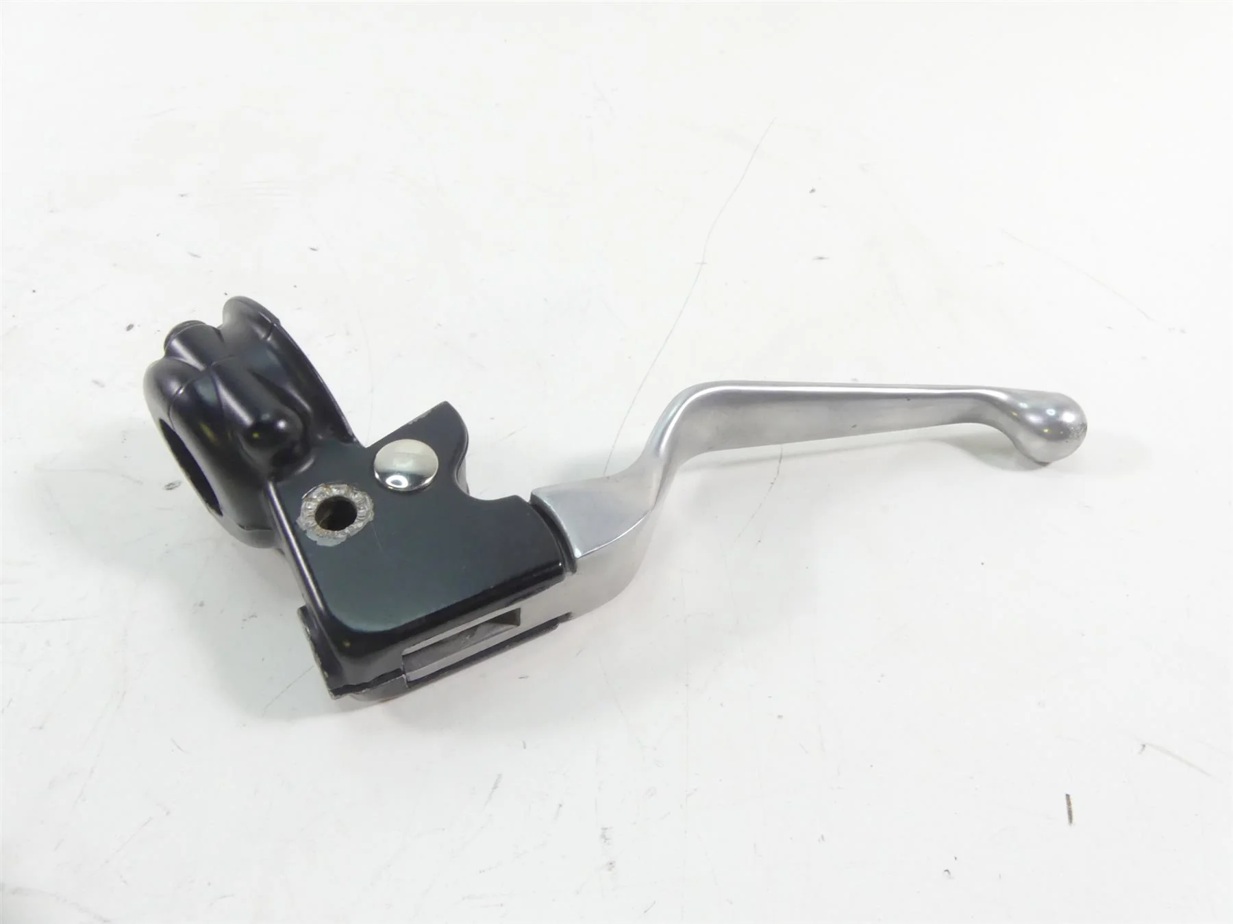 2009 Harley FXDF Dyna Fat Bob Clutch Perch & Lever 38608-96