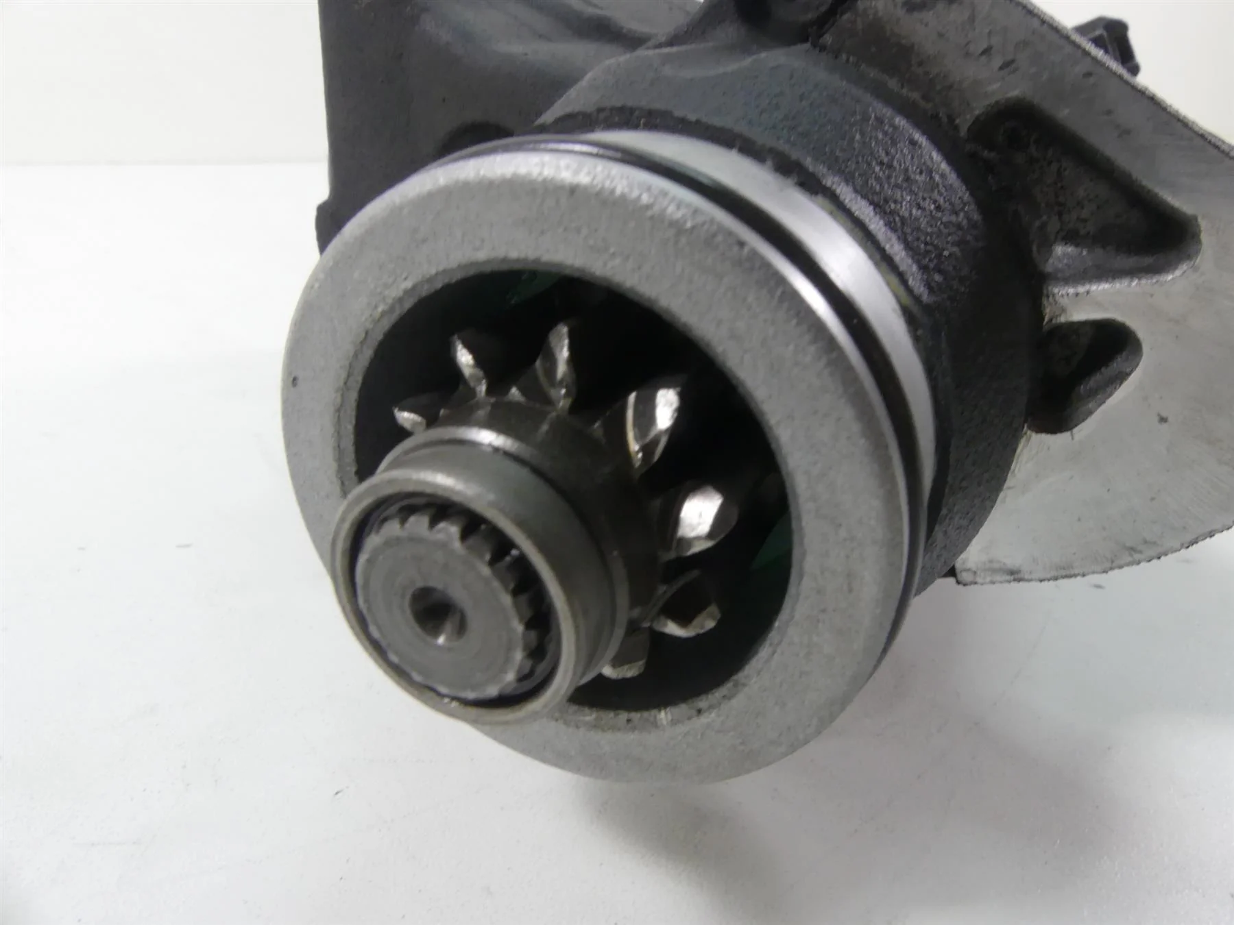 2009 Harley FXDF Dyna Fat Bob Engine Starter Motor 31618-06A - Image 7