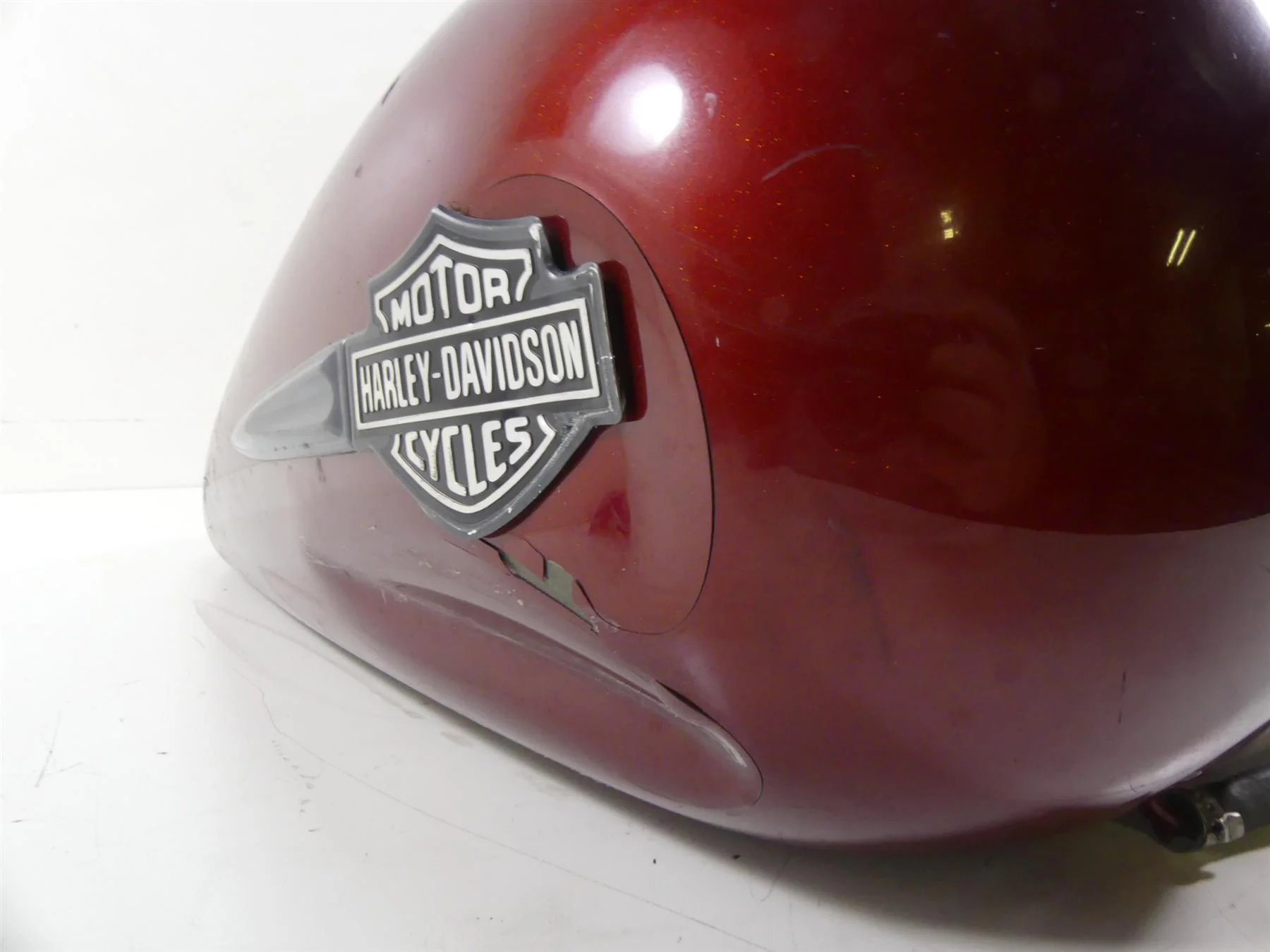 2009 Harley FXDF Dyna Fat Bob Fuel Gas Petrol Tank Reservoir - Read 61000705 - Image 10