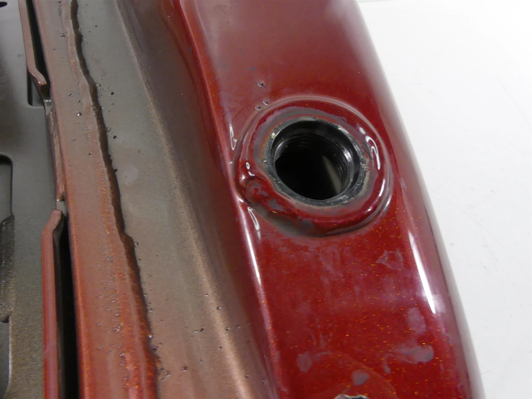 2009 Harley FXDF Dyna Fat Bob Fuel Gas Petrol Tank Reservoir - Read 61000705 - Image 12