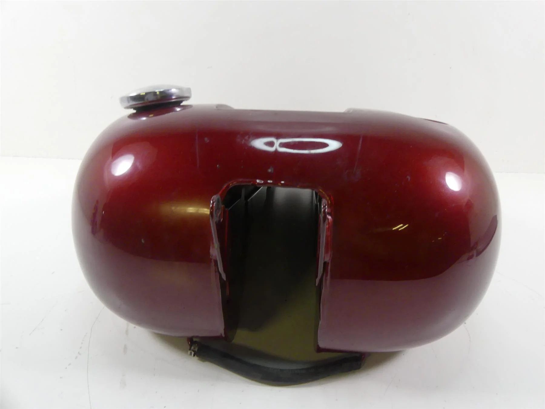 2009 Harley FXDF Dyna Fat Bob Fuel Gas Petrol Tank Reservoir - Read 61000705 - Image 2