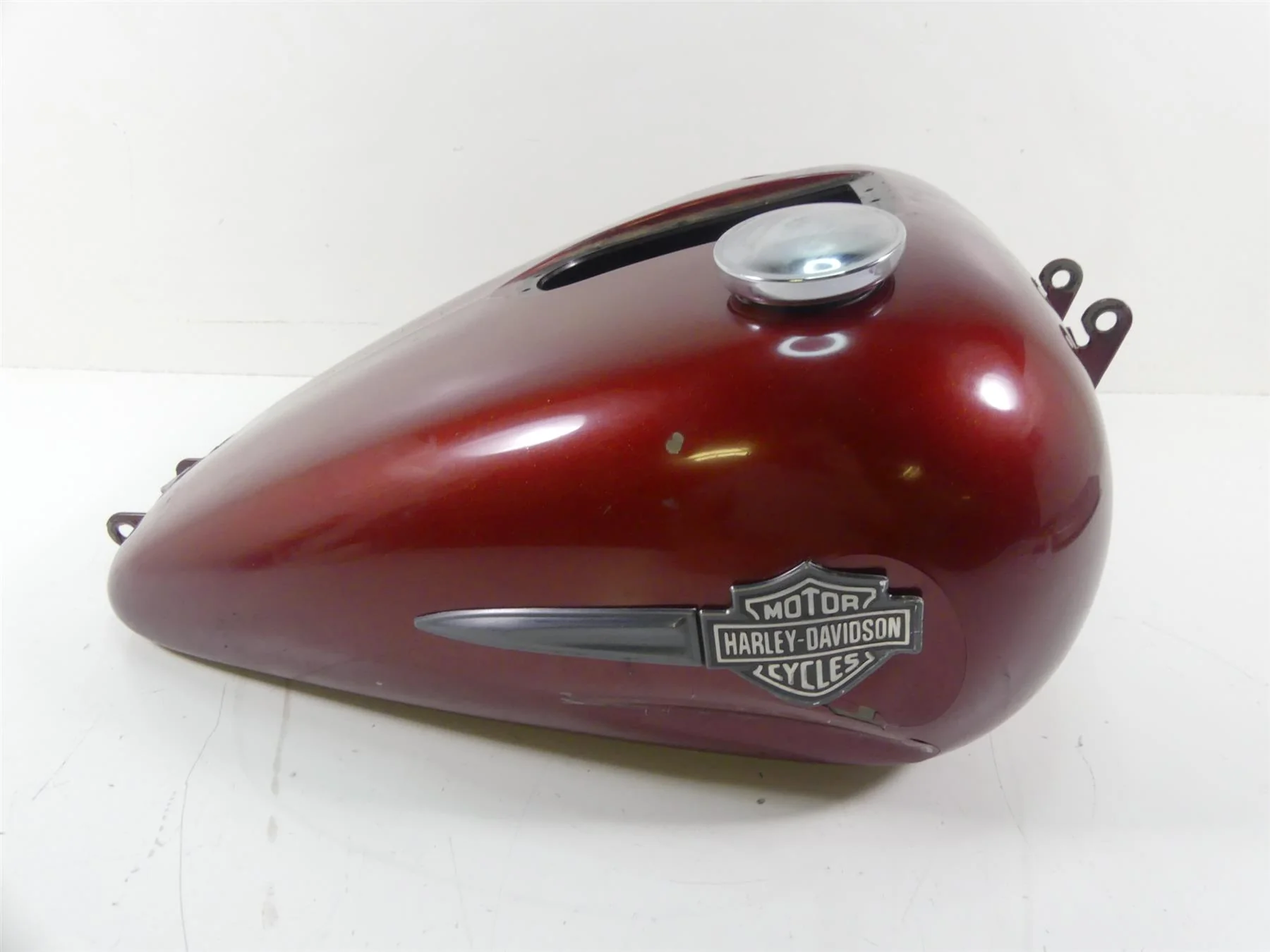 2009 Harley FXDF Dyna Fat Bob Fuel Gas Petrol Tank Reservoir - Read 61000705 - Image 3