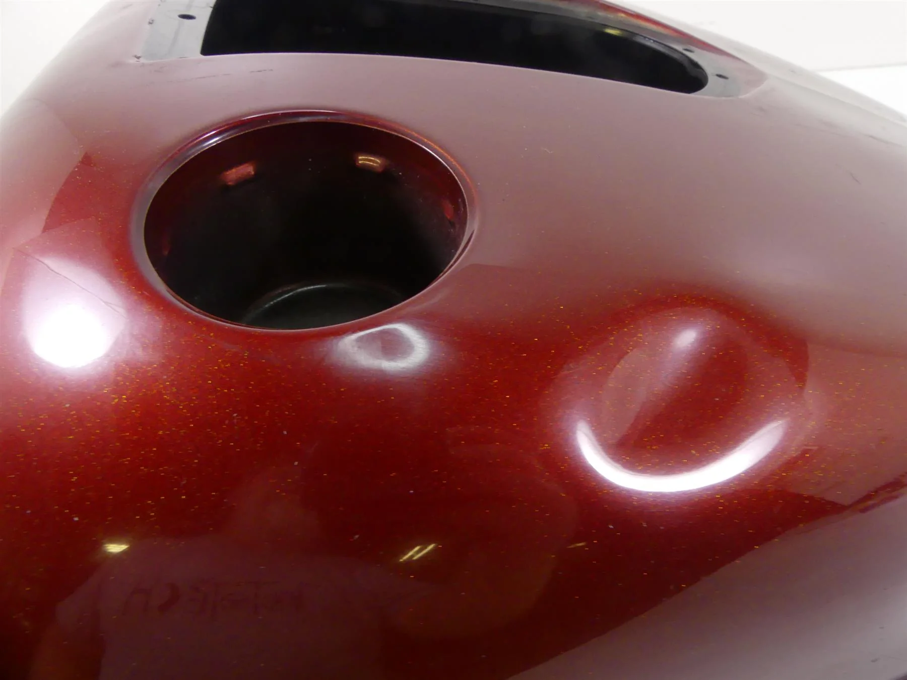 2009 Harley FXDF Dyna Fat Bob Fuel Gas Petrol Tank Reservoir - Read 61000705 - Image 8