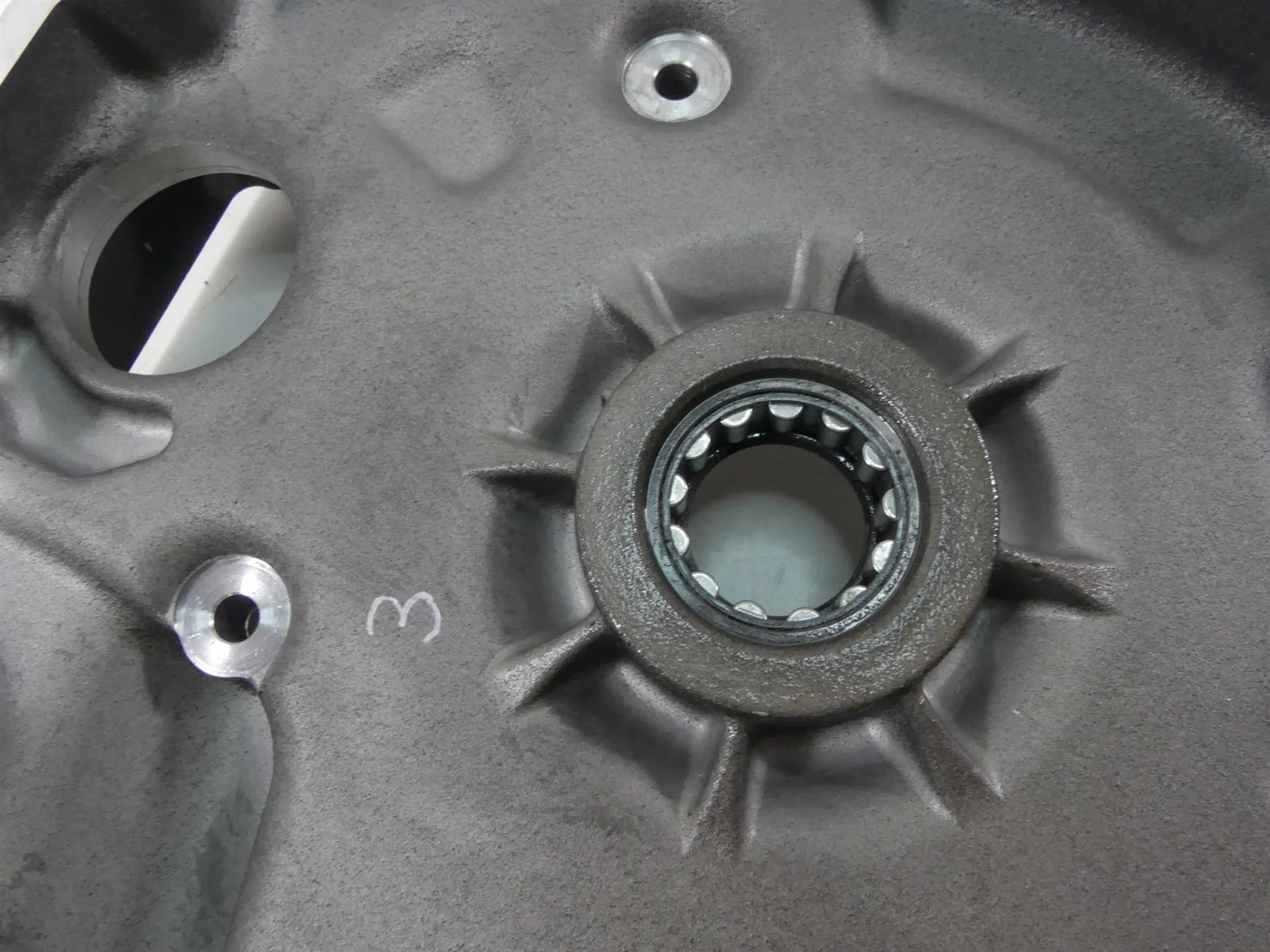 2009 Harley FXDF Dyna Fat Bob Inner Primary Drive Clutch Cover 60681-06B - Image 7