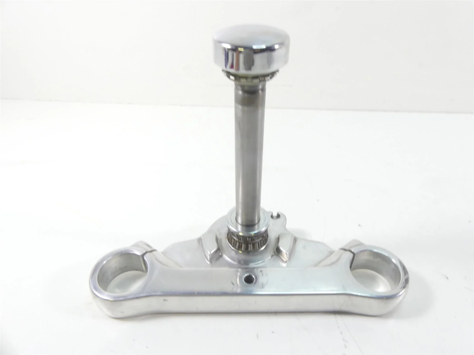 2009 Harley FXDF Dyna Fat Bob Lower Triple Tree Steering Yoke - 49mm 47648-08