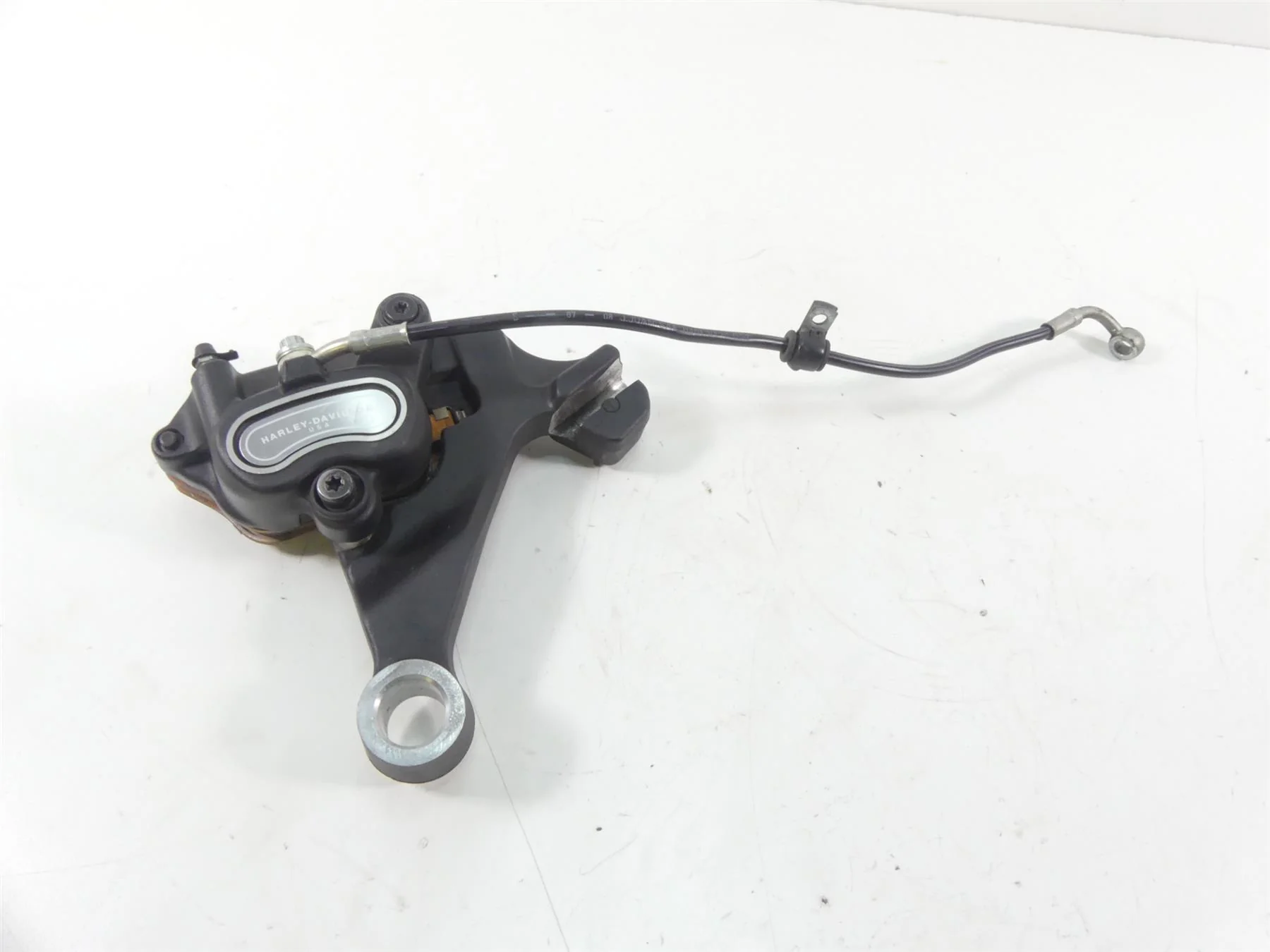 2009 Harley FXDF Dyna Fat Bob Rear Brake Caliper + Mount & Line 40908-08