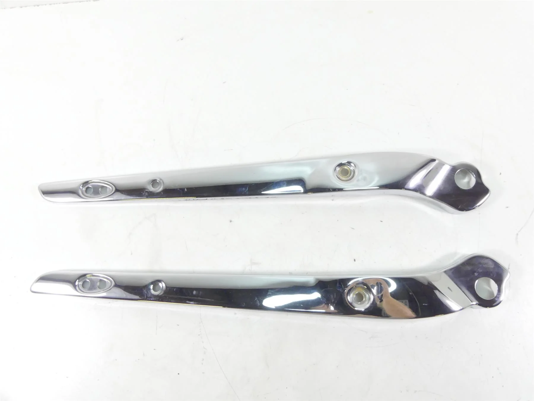 2009 Harley FXDF Dyna Fat Bob Rear Chrome Fender Struts Braces 59281-08 59410-08