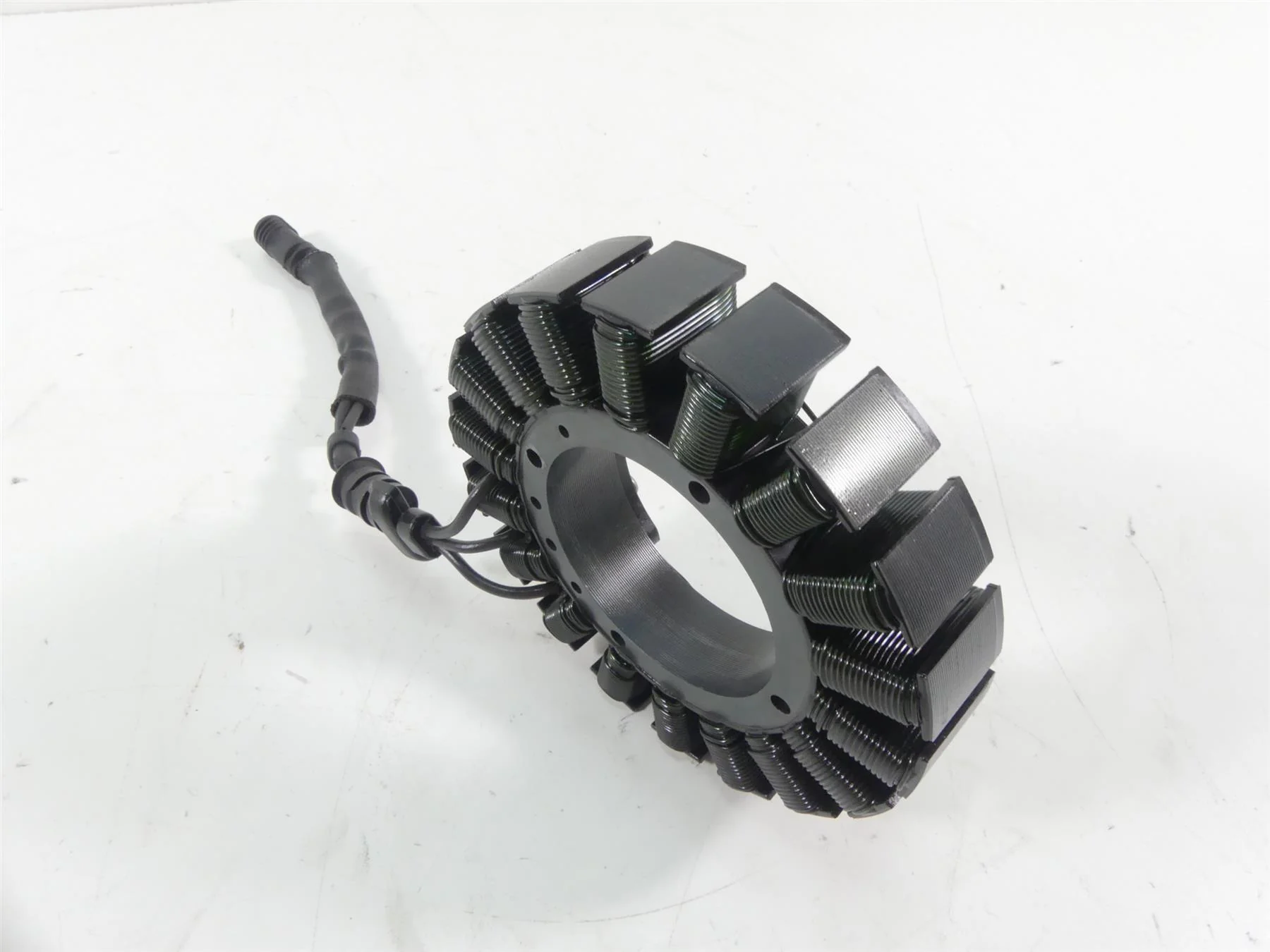 2009 Harley FXDF Dyna Fat Bob Stator Alternator Generator Magneto 30017-08 - Image 3