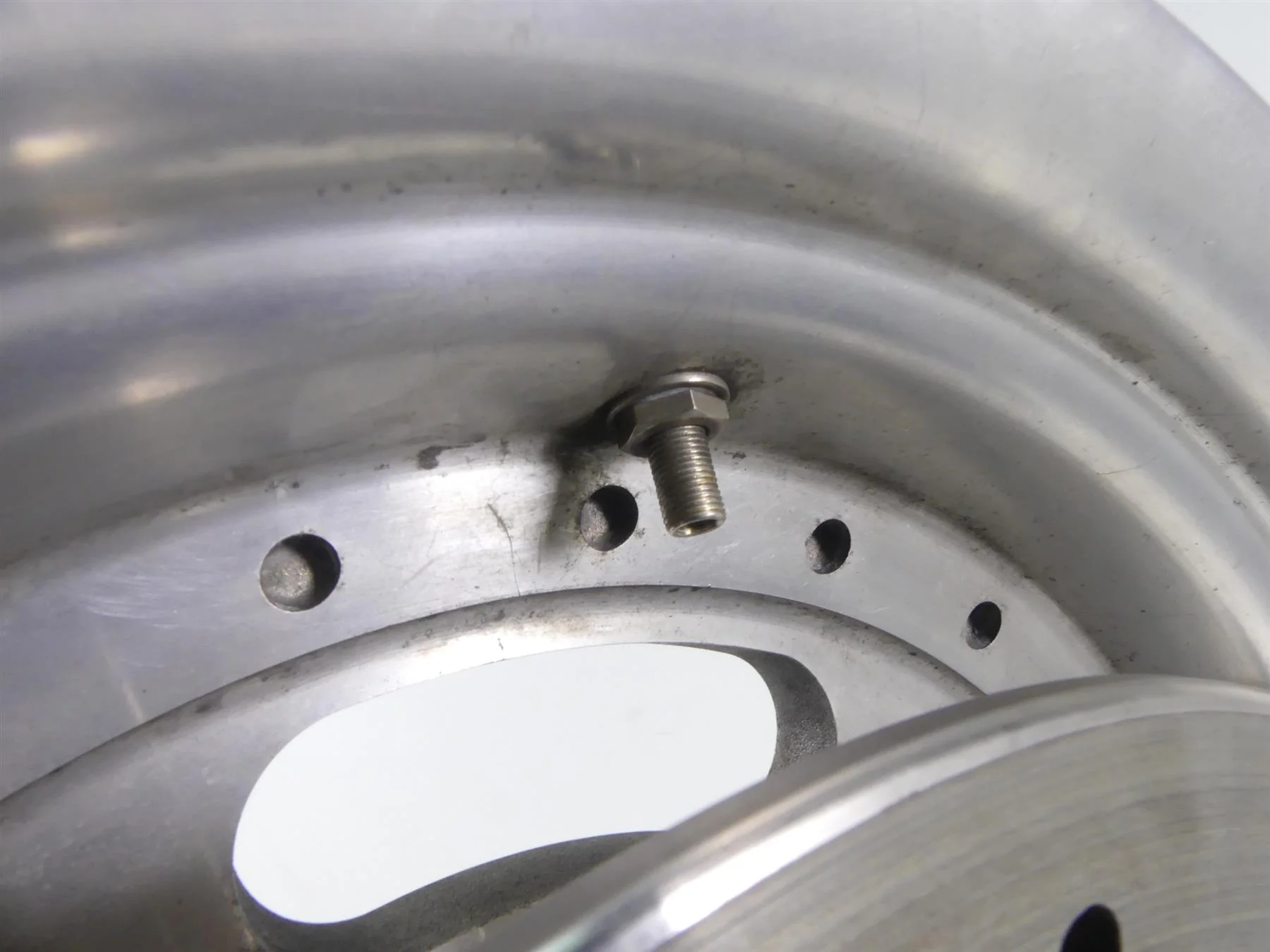 2009 Harley FXDF Dyna Fat Bob Straight Rear Slot Wheel Rim 16x5 40900179 - Image 11