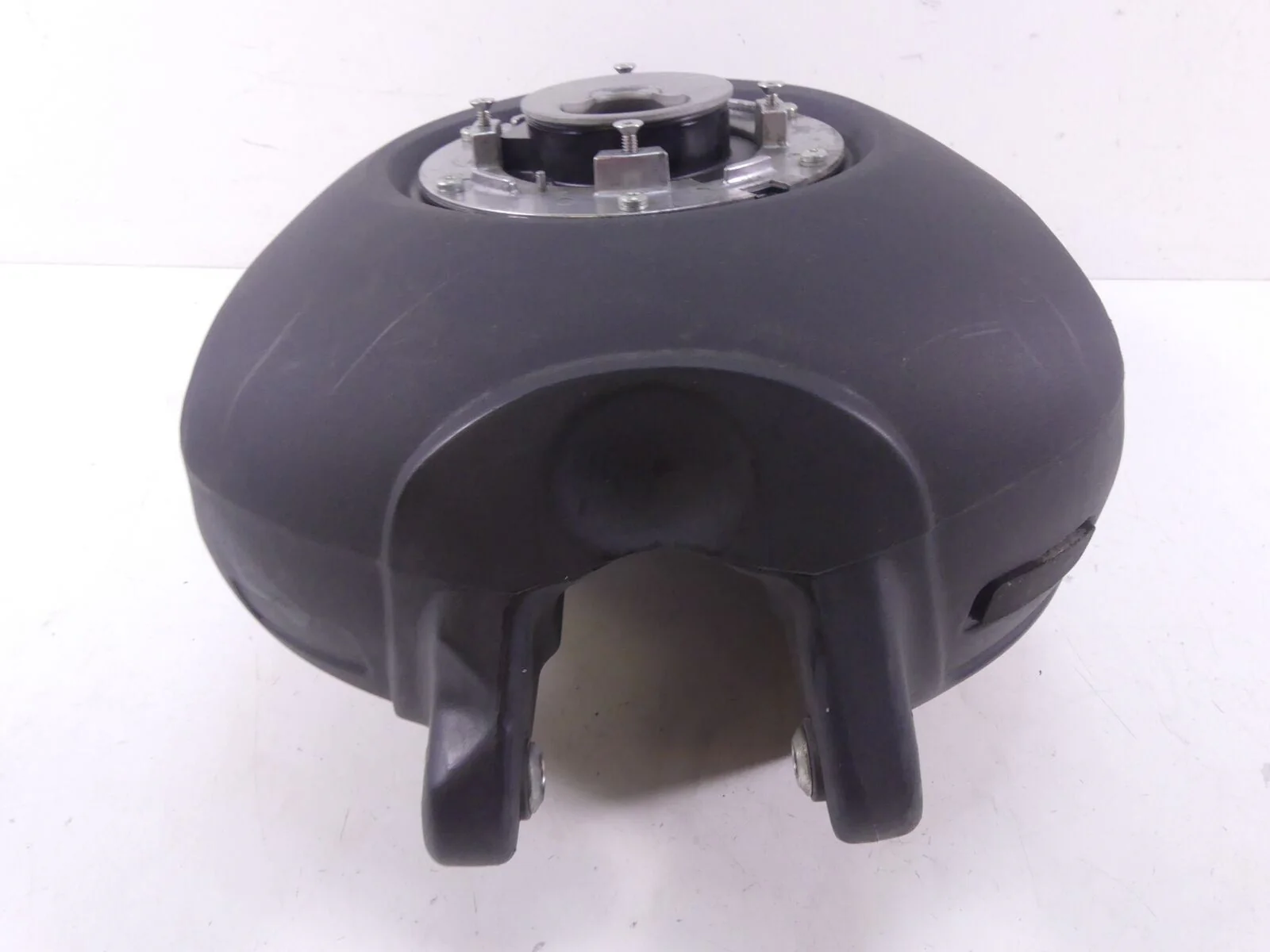 2009 Harley Sportster XR1200 Fuel Gas Petrol Reservoir Tank 61392-08 - Image 3