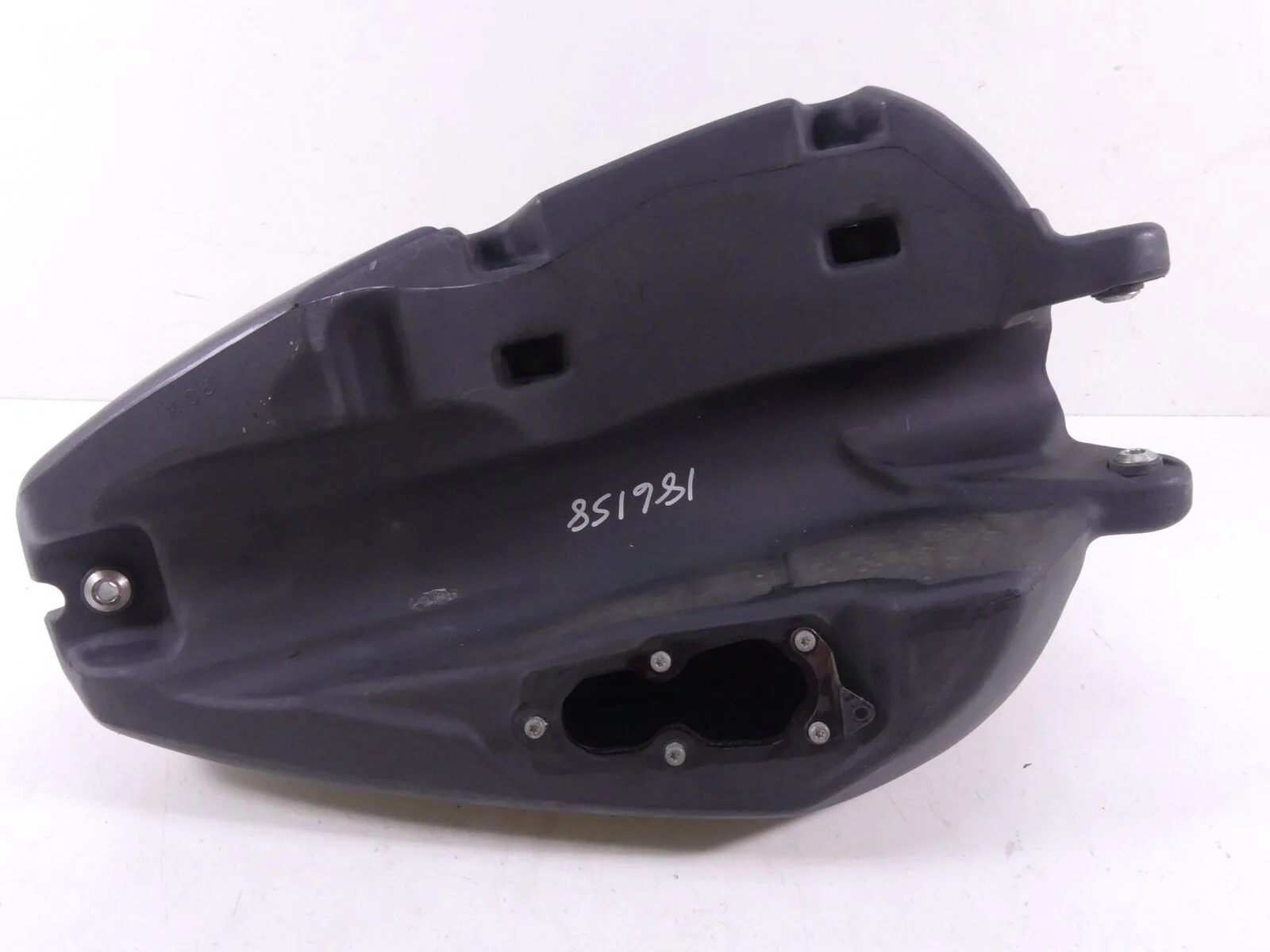 2009 Harley Sportster XR1200 Fuel Gas Petrol Reservoir Tank 61392-08 - Image 5