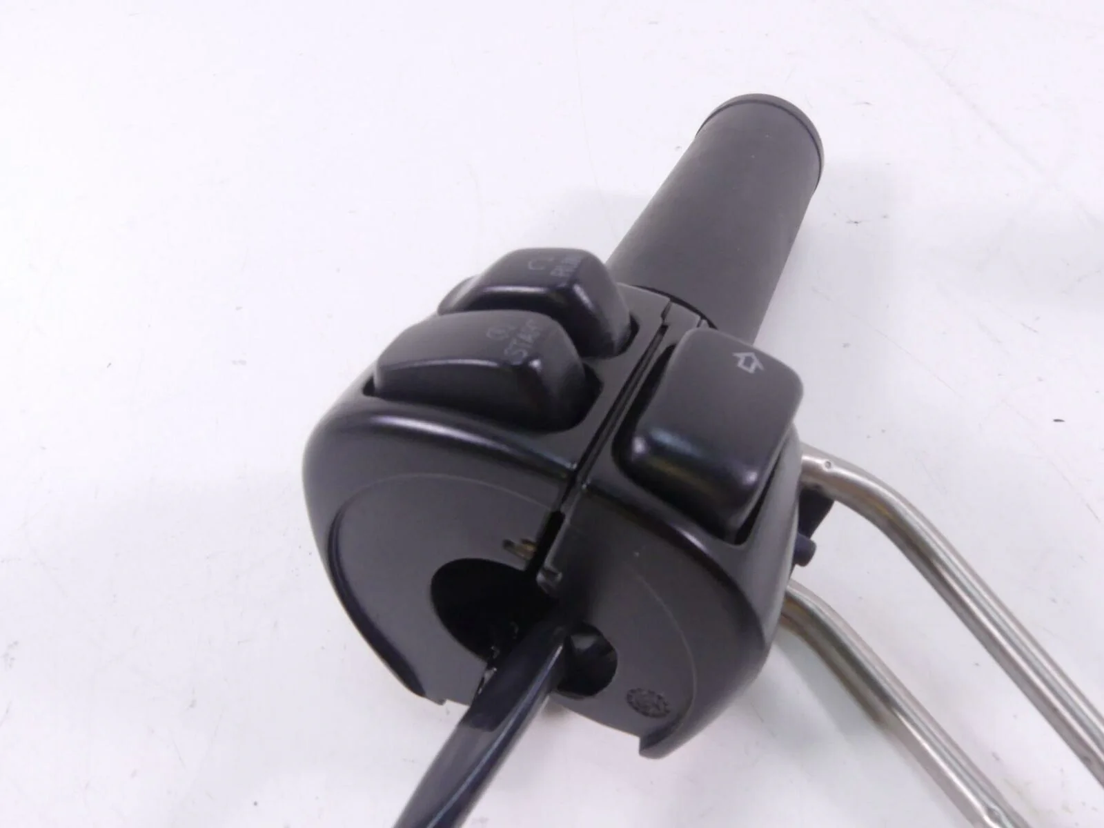 2009 Harley Sportster XR1200 Right Start Kill Control Switch Throttle 71684-06A - Image 3
