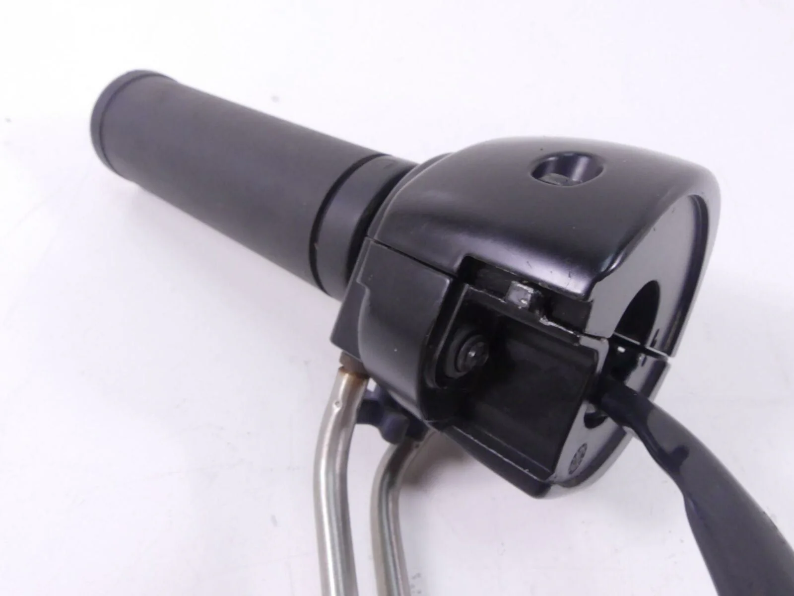 2009 Harley Sportster XR1200 Right Start Kill Control Switch Throttle 71684-06A - Image 5