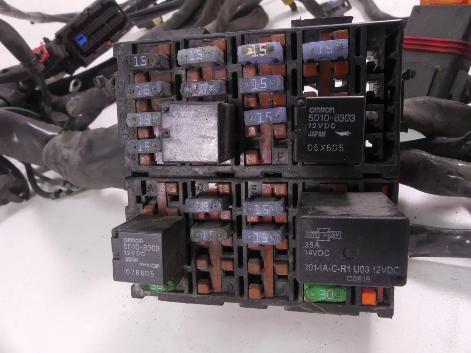2009 Harley Touring FLHTCU Electra Glide ABS Main Wiring Harness  70121-09 - Image 3