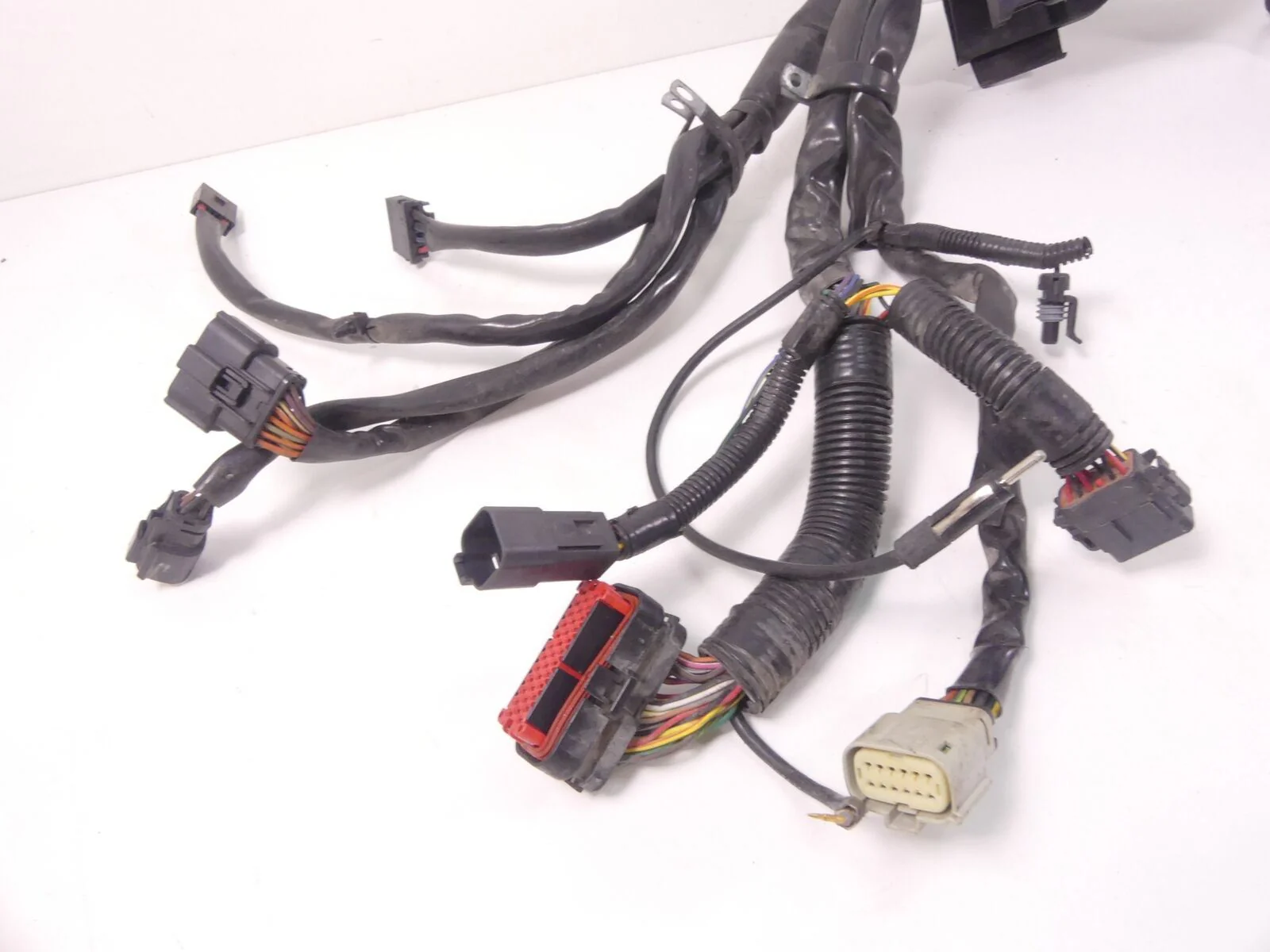 2009 Harley Touring FLHTCU Electra Glide ABS Main Wiring Harness  70121-09 - Image 4