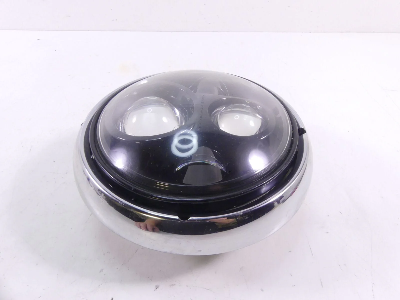 2009 Harley Touring FLHTCU Electra Glide Daymaker Headlight Head Lamp 67700041A - Image 2