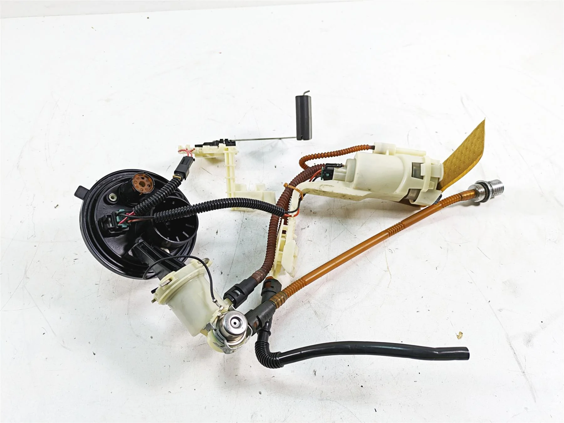 2009 Harley Touring FLHTCU Electra Glide Fuel Gas Petrol Pump - Tested 62908-08 - Image 3