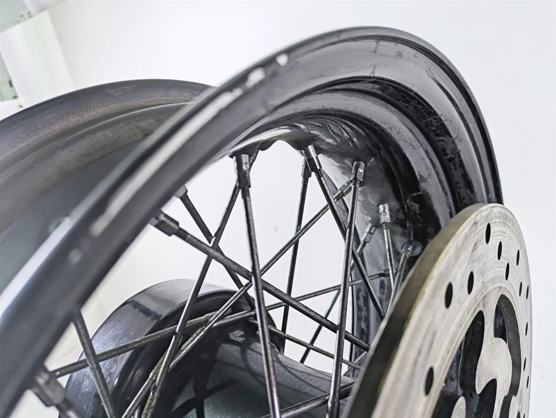 2009 Harley Touring FLHX Street Glide 16x5 Rear Wheel Rim - Runout 44606-09A - Image 6