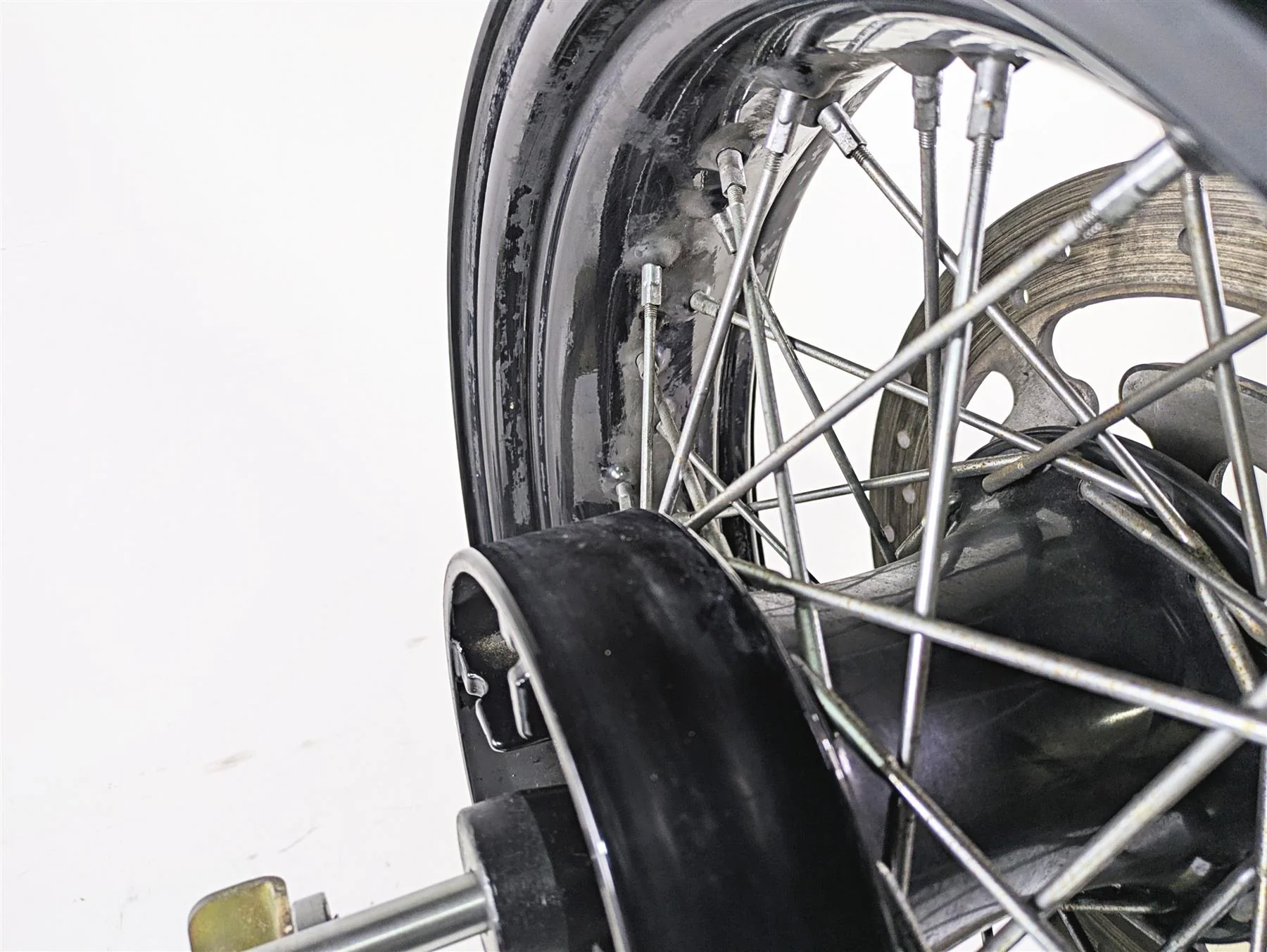 2009 Harley Touring FLHX Street Glide 16x5 Rear Wheel Rim - Runout 44606-09A - Image 8