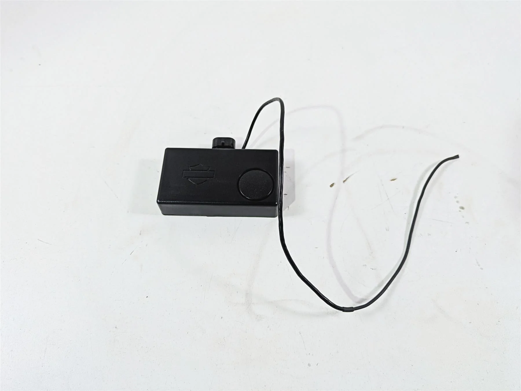 2009 Harley Touring FLHX Street Glide Alarm Box Security Siren 68970-06 - Image 3