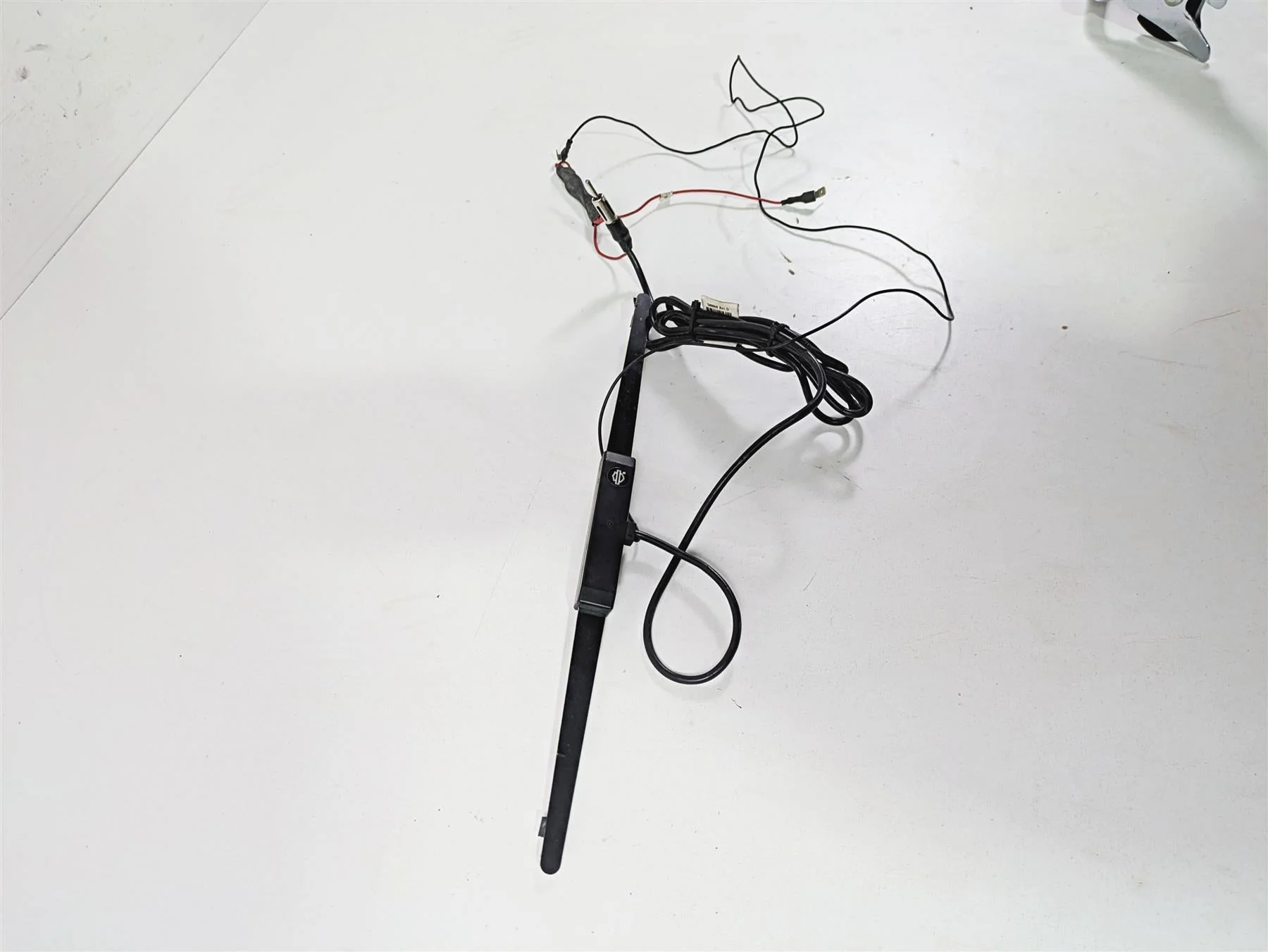 2009 Harley Touring FLHX Street Glide Boom! Audio Hidden Radio Antenna  76000040 - Image 2