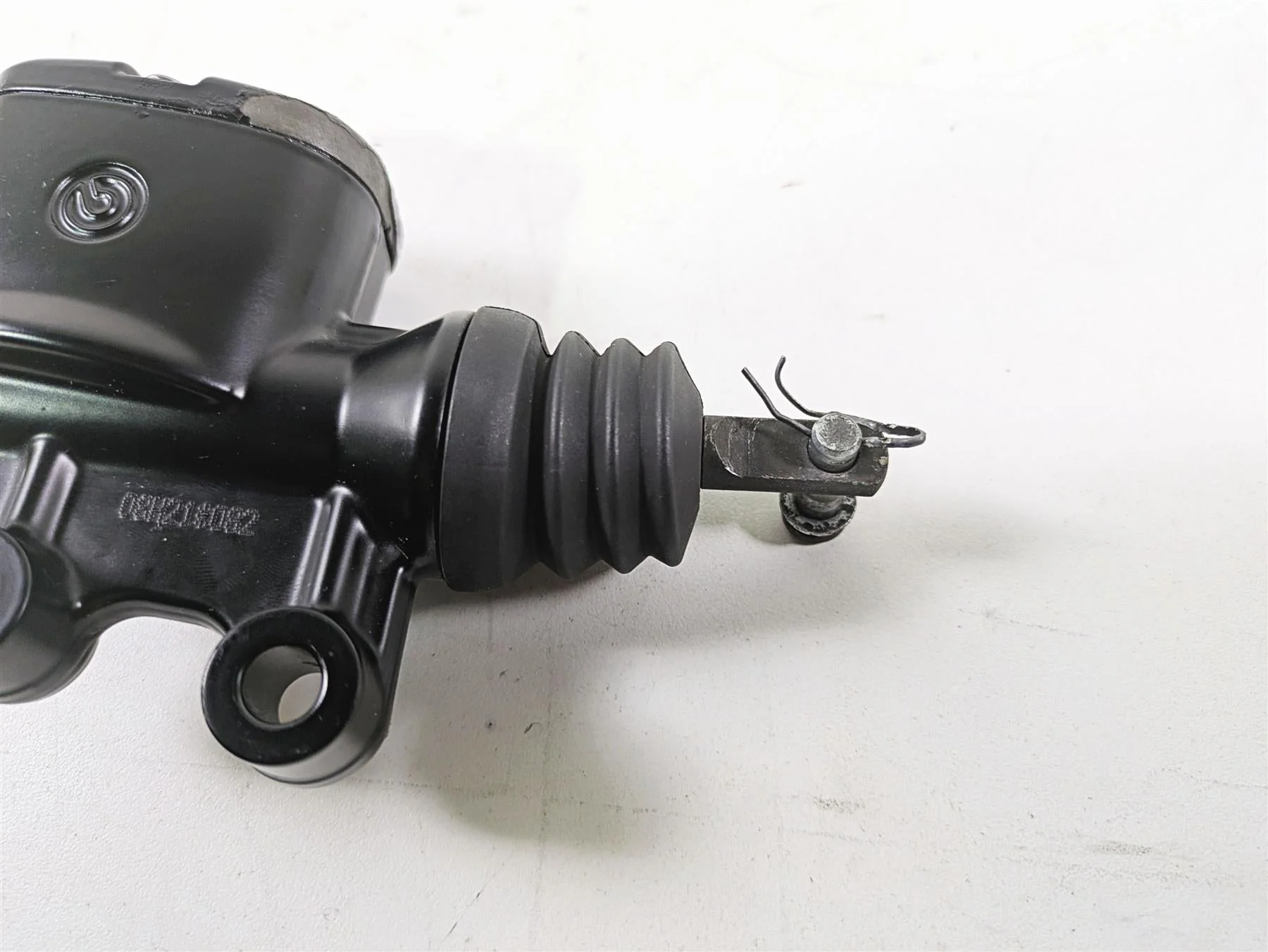 2009 Harley Touring FLHX Street Glide Brembo Rear Brake Master Cylinder 41763-08 - Image 10