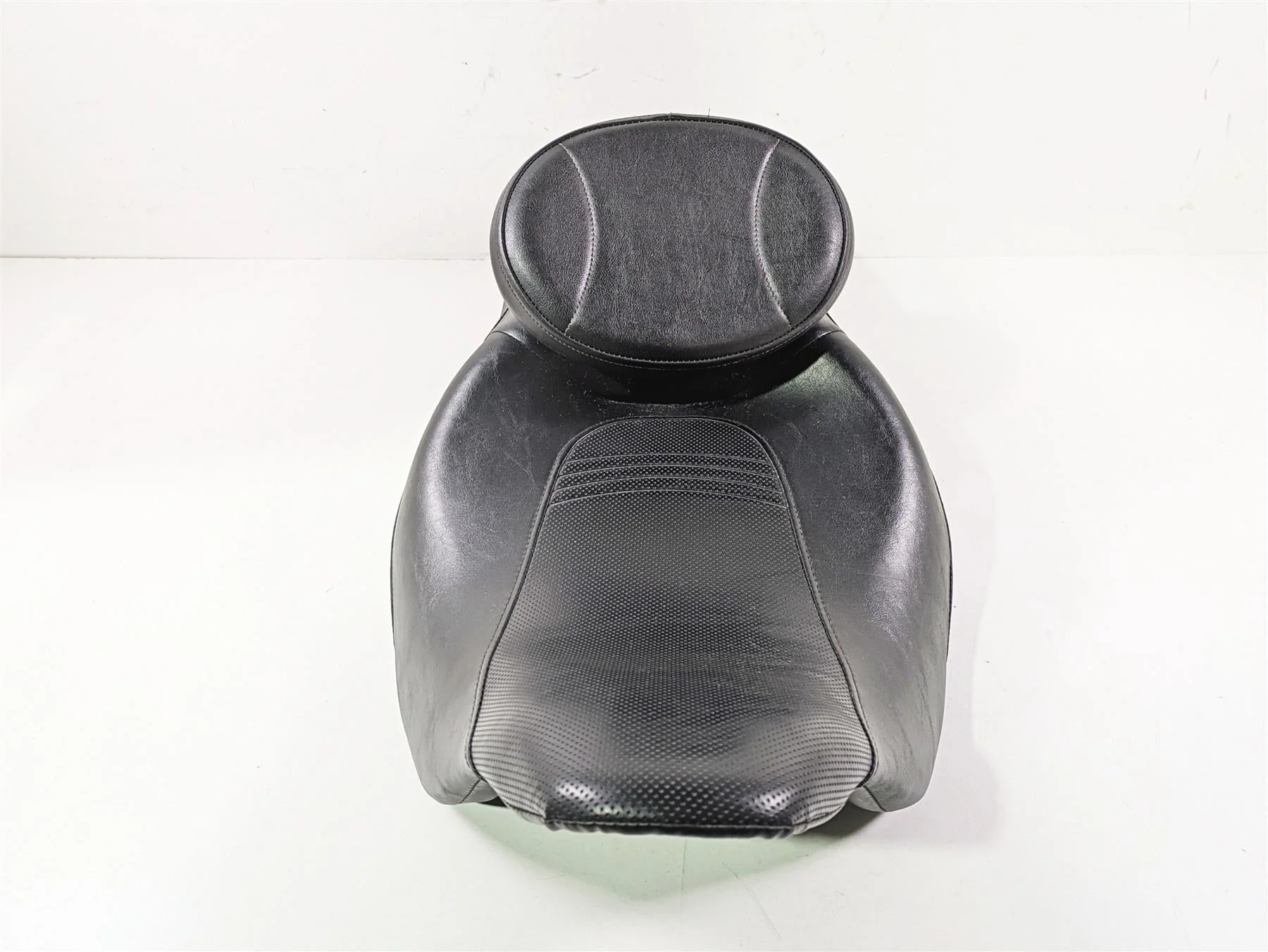 2009 Harley Touring FLHX Street Glide Dual Rider Seat Saddle + Backrest 52320-09 - Image 2