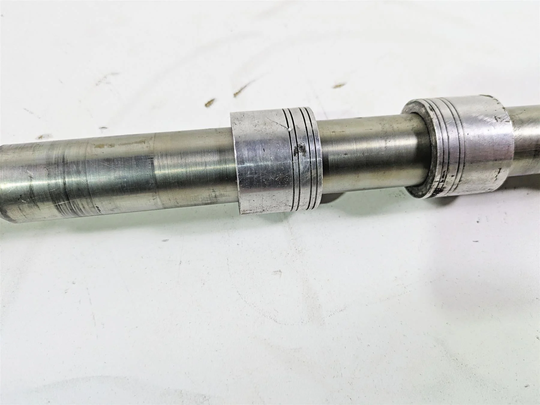 2009 Harley Touring FLHX Street Glide Front Axle Wheel Spindle 41547-07A - Image 8