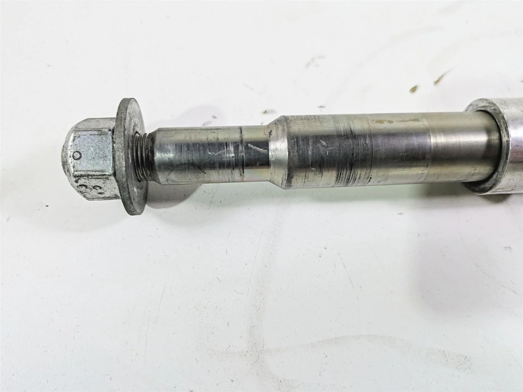 2009 Harley Touring FLHX Street Glide Front Axle Wheel Spindle 41547-07A - Image 9
