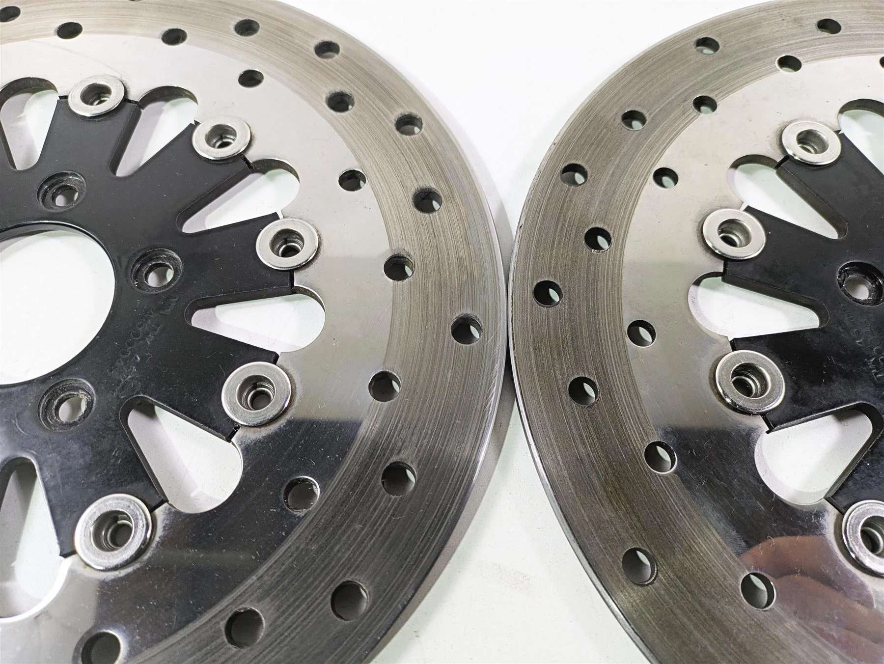 2009 Harley Touring FLHX Street Glide Front Brake Disc Rotor Set 41500048 - Image 10