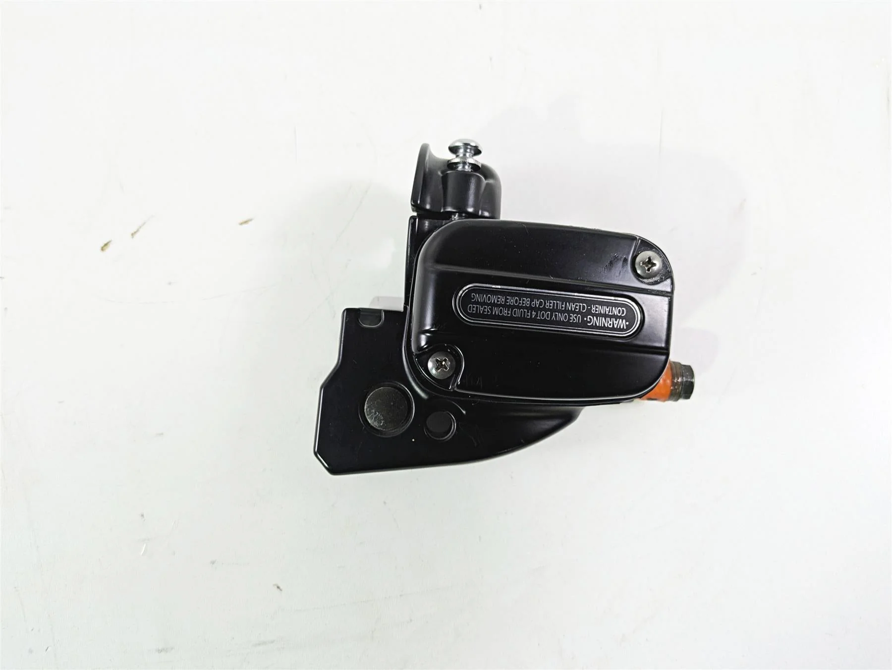 2009 Harley Touring FLHX Street Glide Front Brake Master Cylinder 44551-08F - Image 6