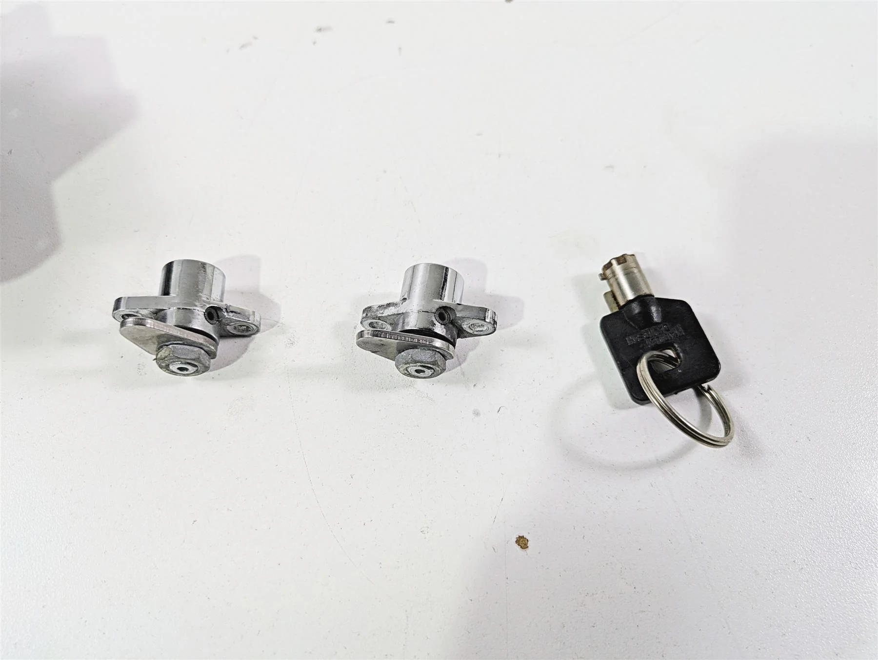 2009 Harley Touring FLHX Street Glide Ignition Switch Key Lock Set 71572-06 - Image 11