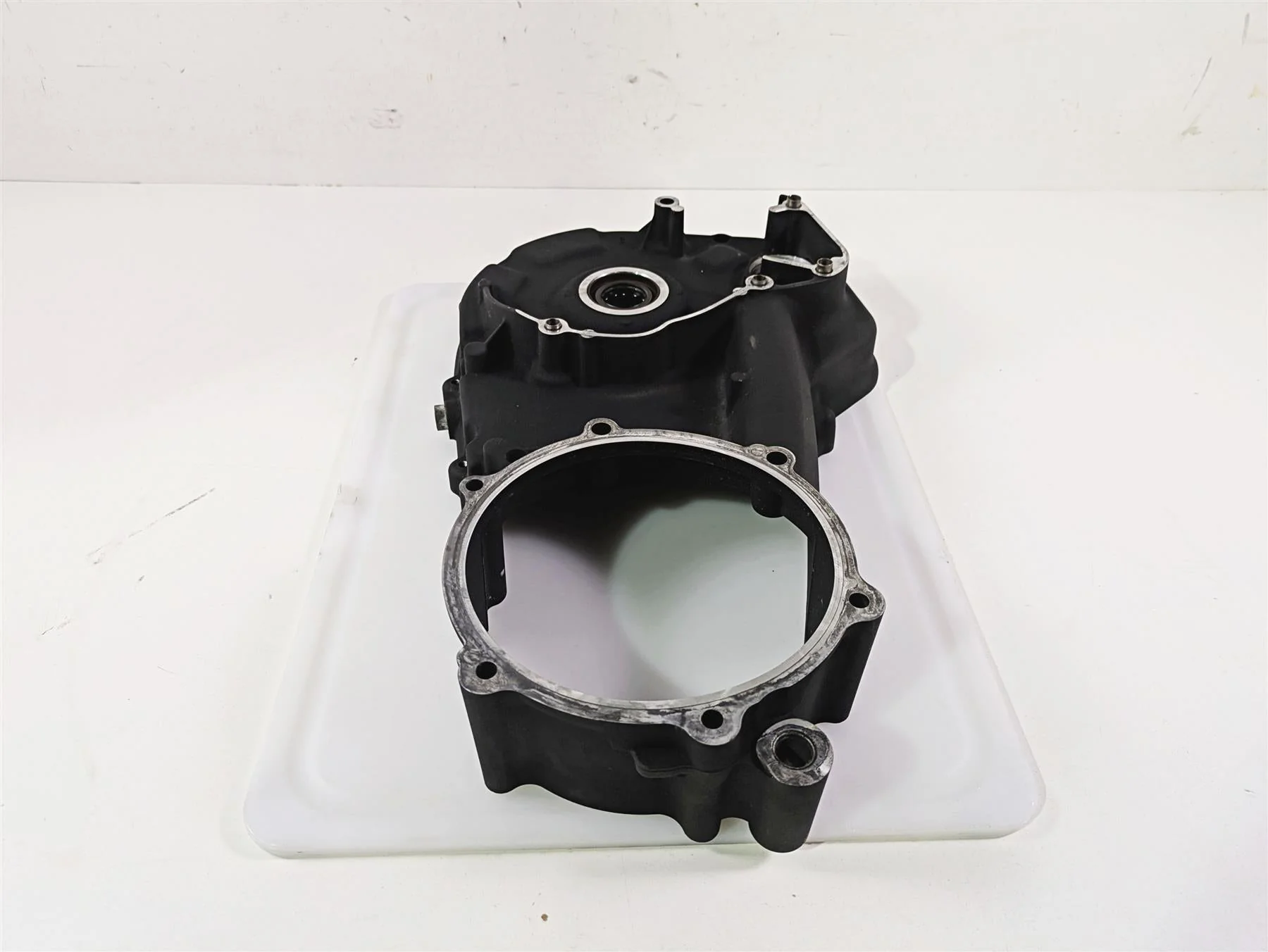 2009 Harley Touring FLHX Street Glide Inner Primary Drive Clutch Cover 60677-07 - Image 2