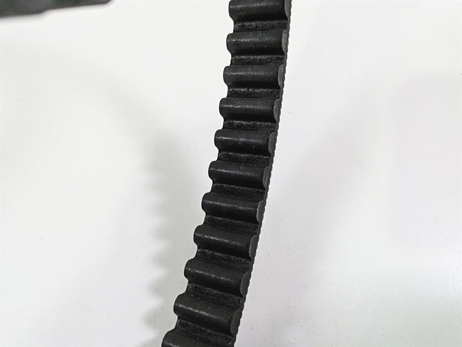 2009 Harley Touring FLHX Street Glide Rear Drive Belt 104T 1" 40024-09A - Image 9