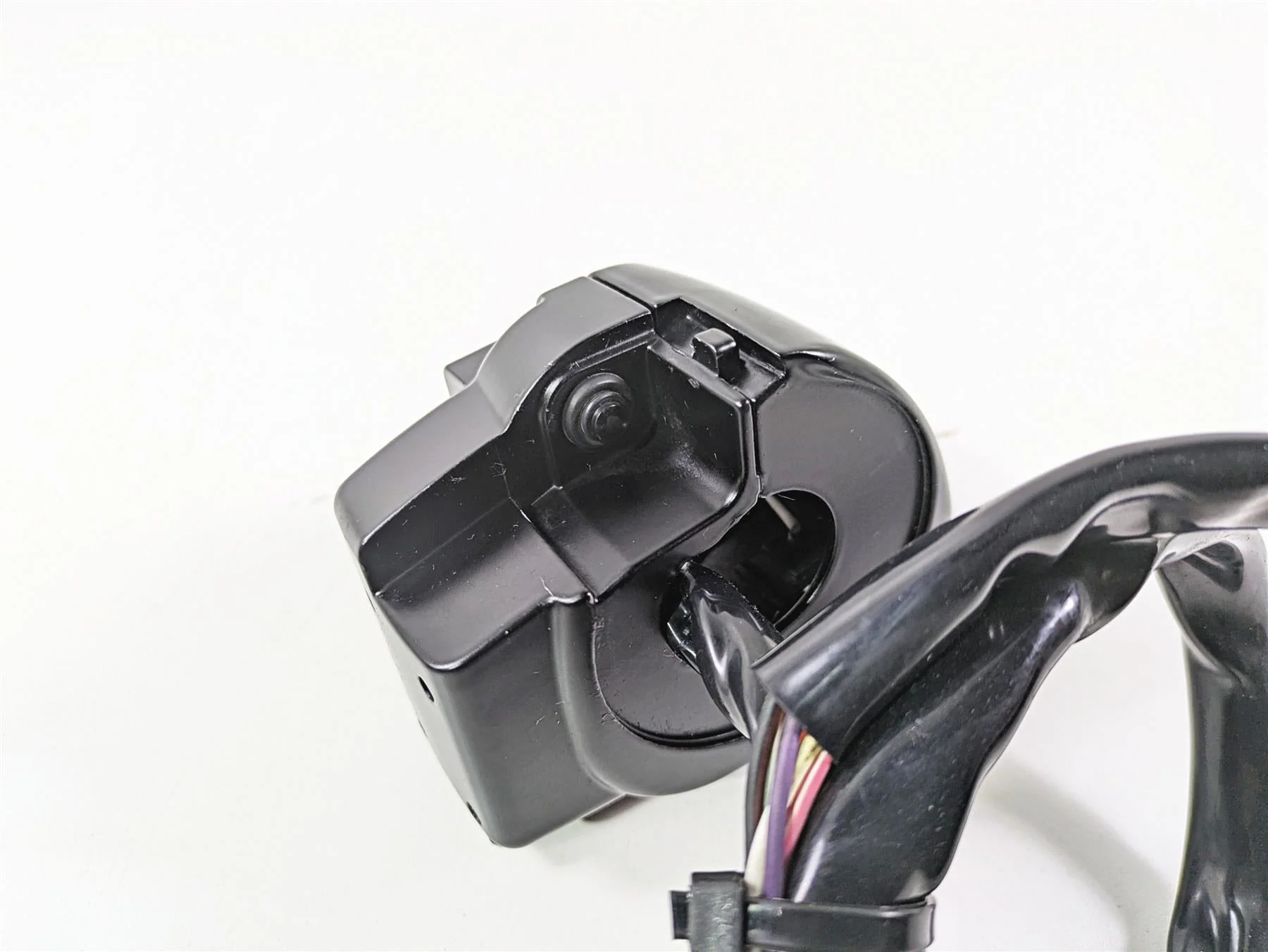 2009 Harley Touring FLHX Street Glide Right Hand Cruise Control Switch 71684-06A - Image 9