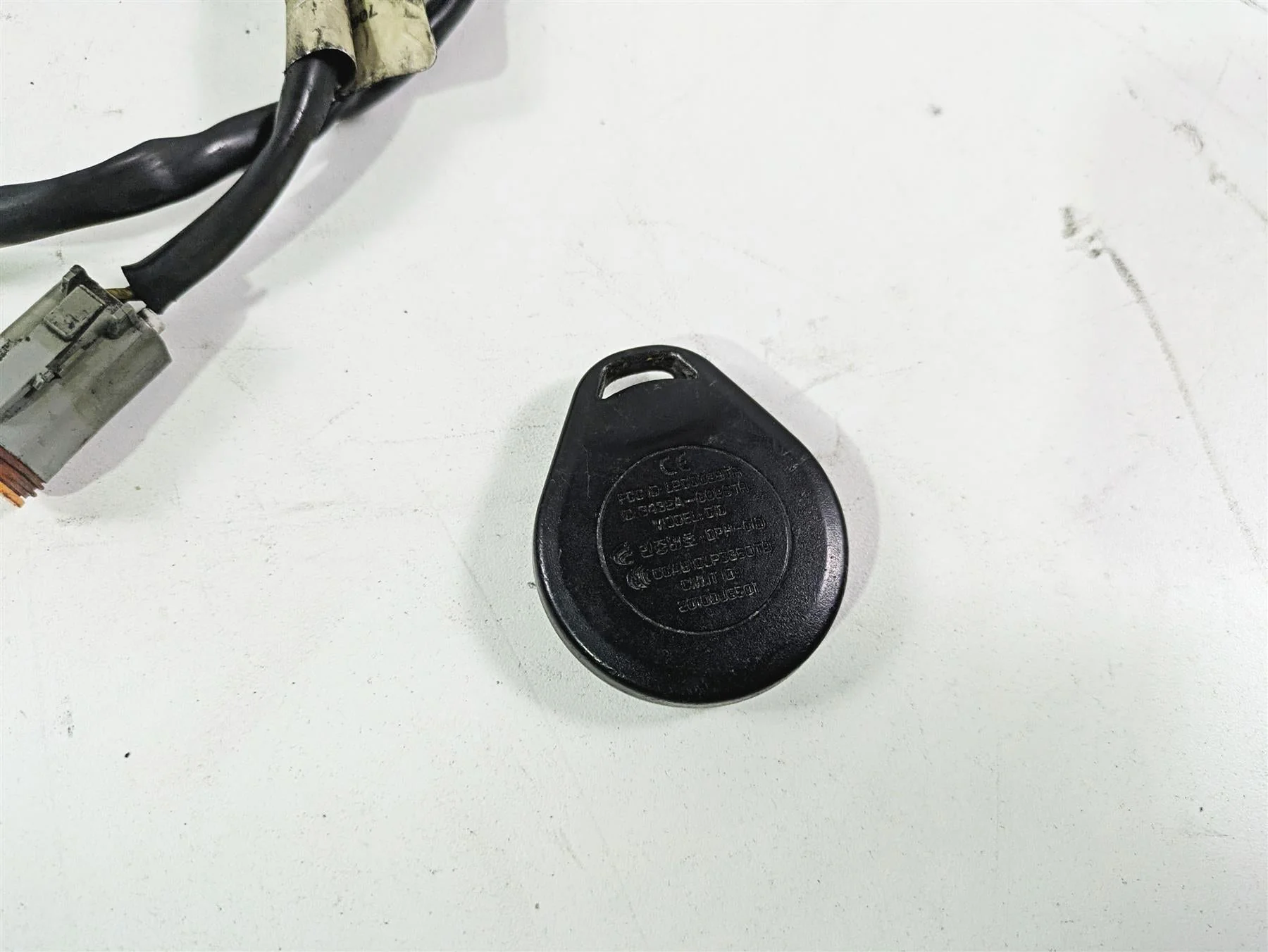 2009 Harley Touring FLHX Street Glide Tssm Security Module Fob Antenna 68924-07 - Image 9