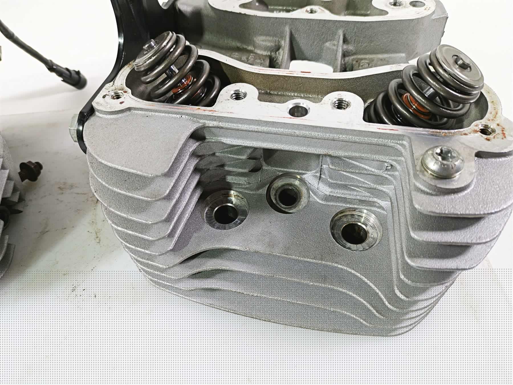 2009 Harley XR1200 Sportster Cylinderhead Cylinder Head Set 17523-08 17524-08 - Image 11