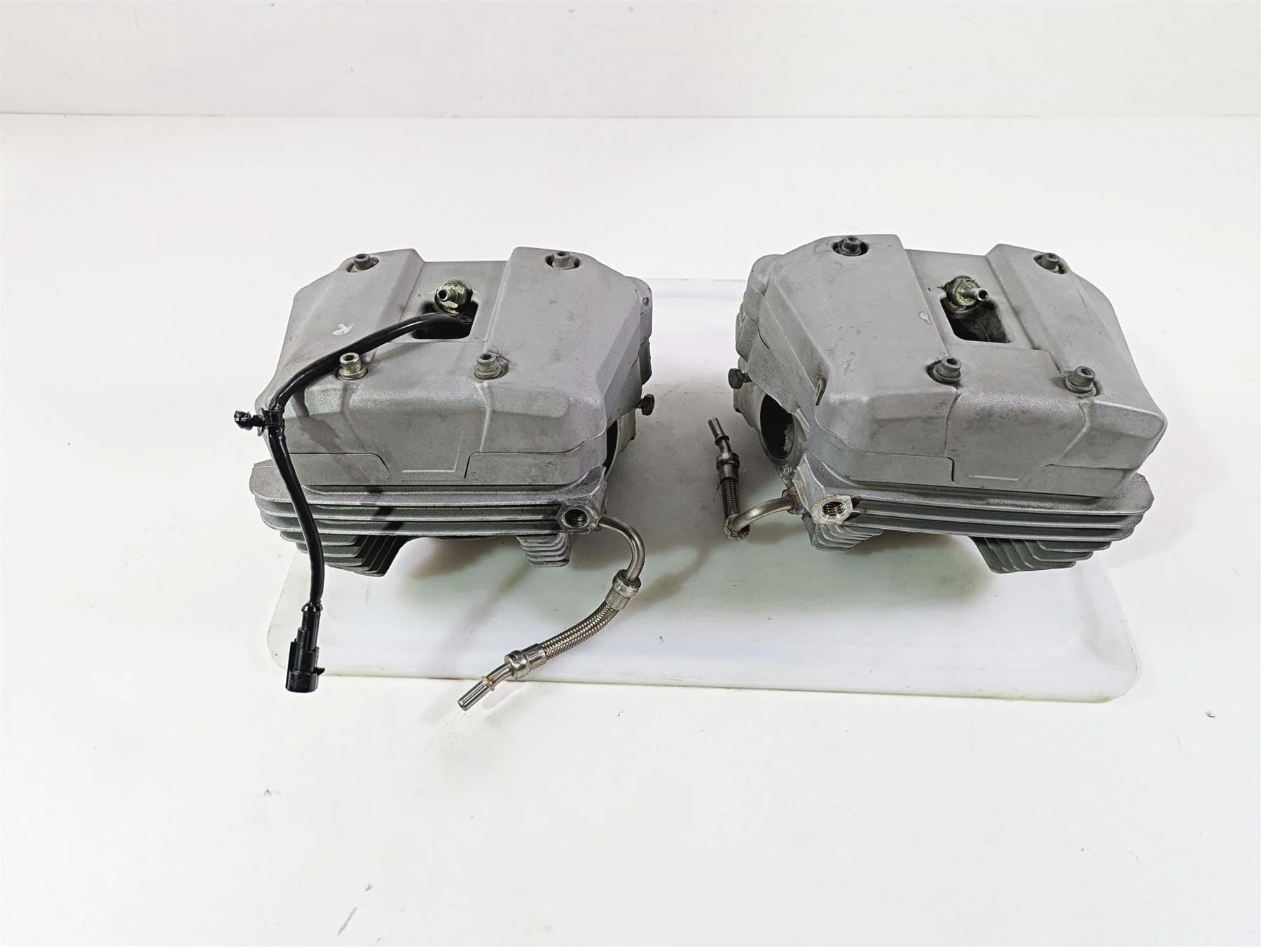 2009 Harley XR1200 Sportster Cylinderhead Cylinder Head Set 17524-08 17523-08 - Image 3