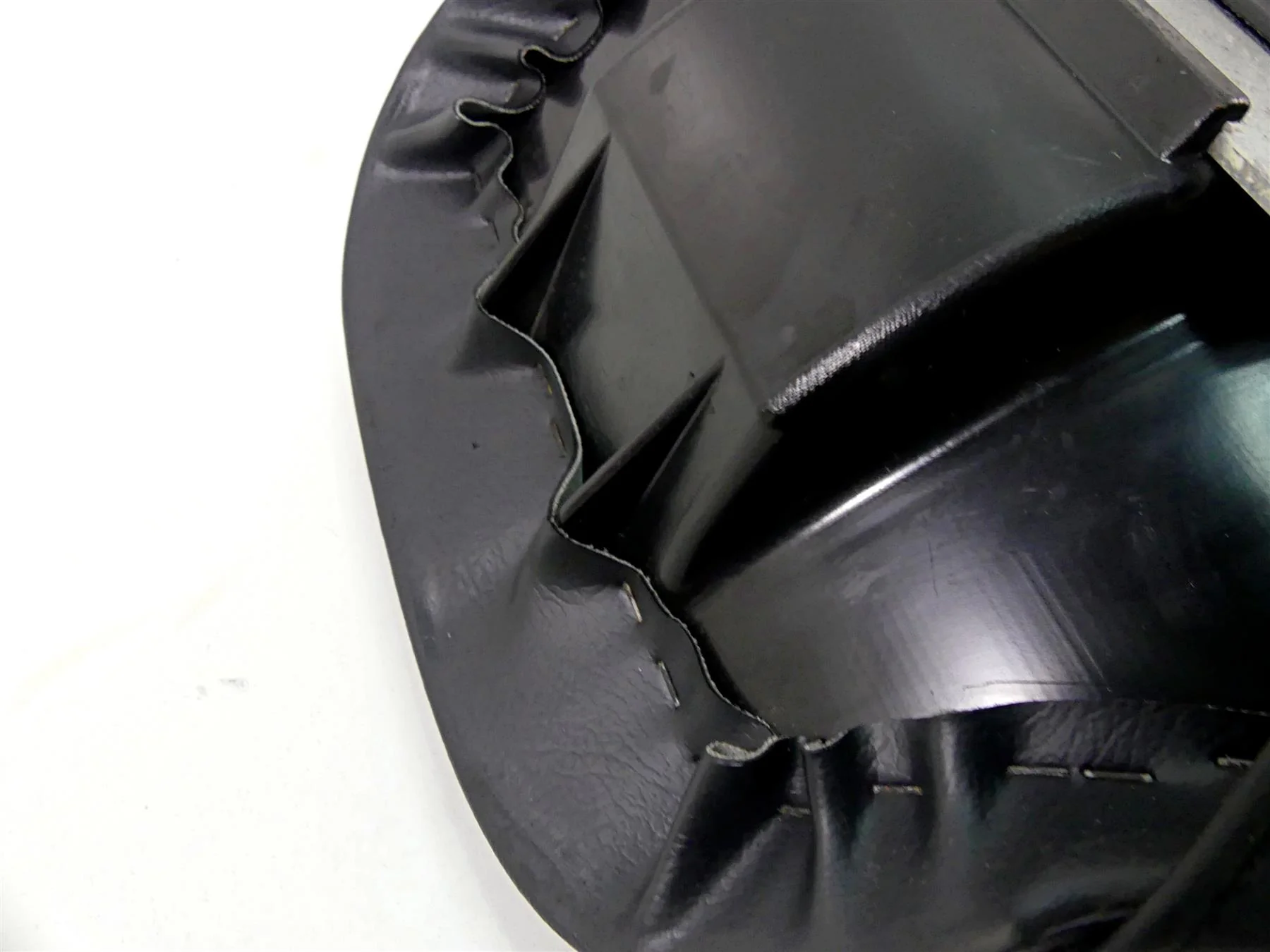 2009 Harley XR1200 Sportster Front Rider Driver Seat Saddle 51382-08 - Image 9