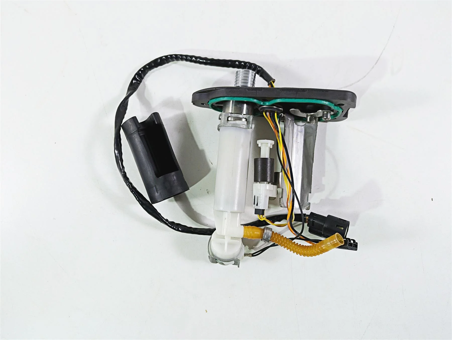 2009 Harley XR1200 Sportster Fuel Gas Petrol Pump - For Parts 75268-07F - Image 5