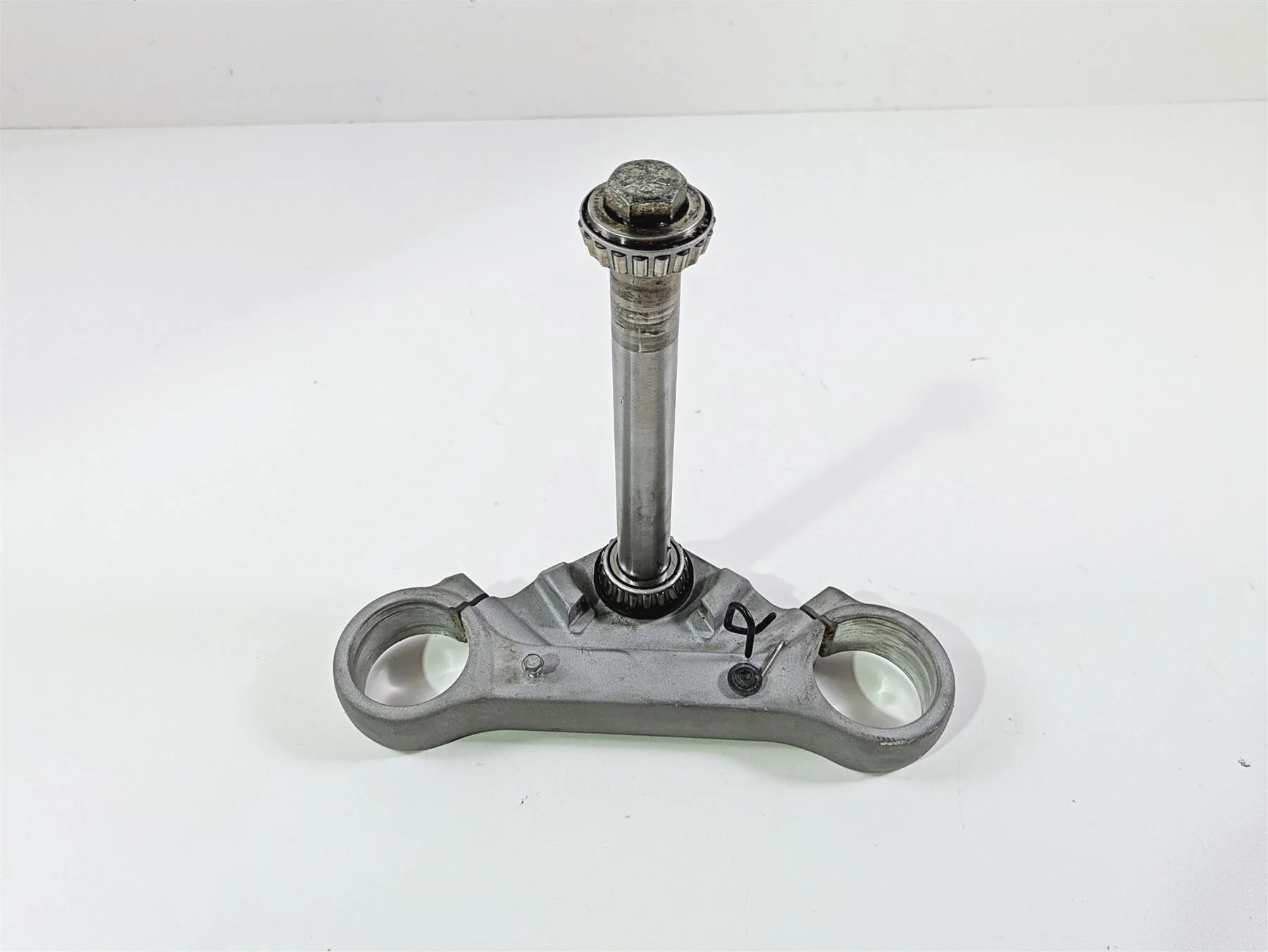 2009 Harley XR1200 Sportster Lower Triple Tree Steering Clamp 46050-08 - Image 4