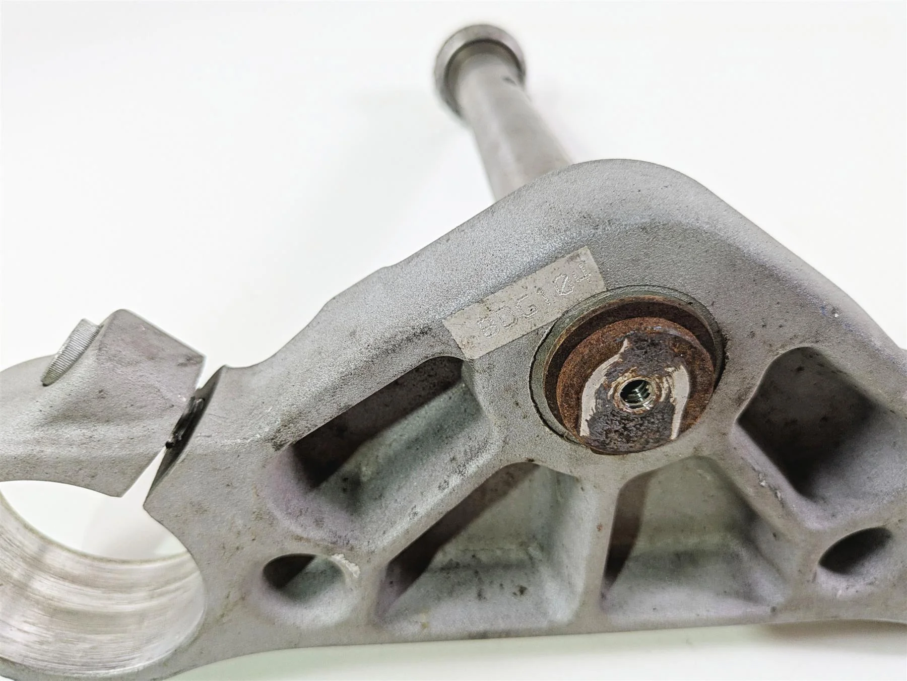 2009 Harley XR1200 Sportster Lower Triple Tree Steering Clamp 46050-08 - Image 9