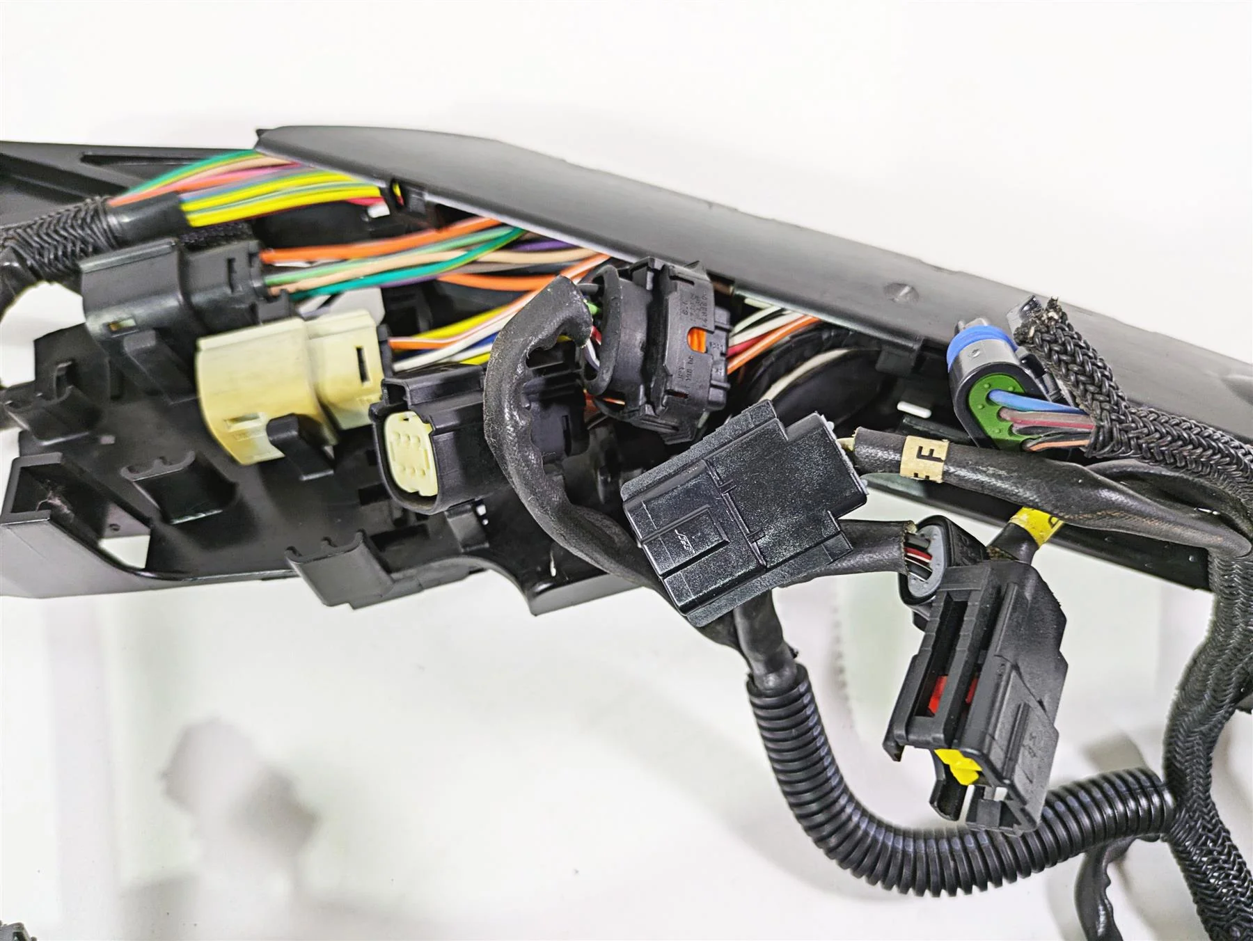 2009 Harley XR1200 Sportster Main & Engine Wiring Harness - Read 70225-08 - Image 3